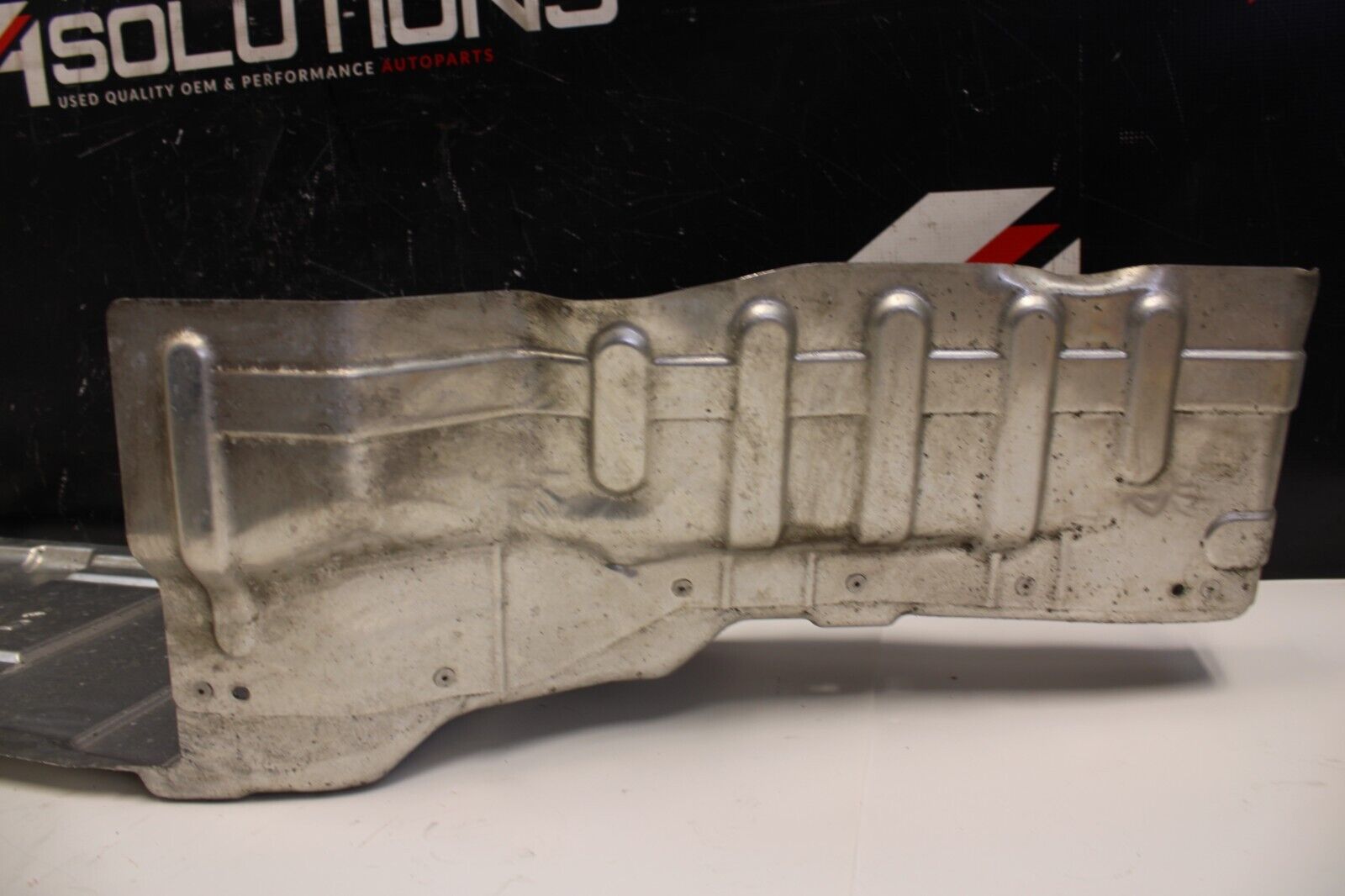 2014 NISSAN R35 GTR DBA REAR FLOOR PAN EXHAUST HEAT SHIELD OEM 74761-JF00A