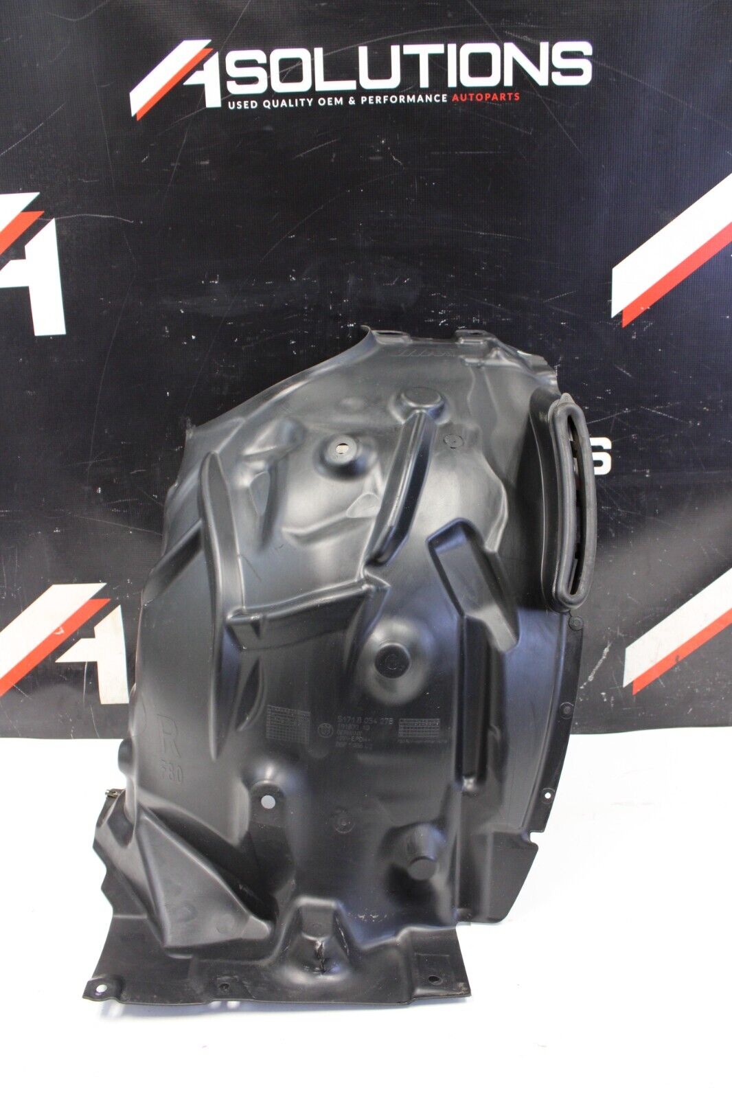 2016-2018 BMW M3 F80 Sedan Front Right Rearward Fender Liner Wheel OEM