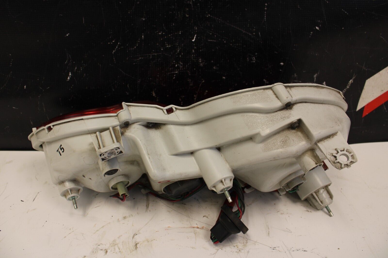 2014 NISSAN GT-R R35 GTR 3.8L VR38 OEM LH DRIVER REAR TAIL BRAKE LIGHT ASSY