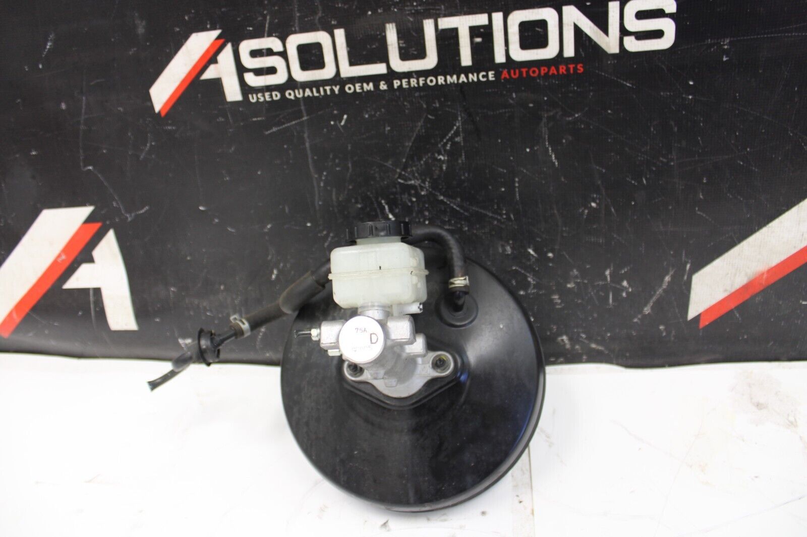 2007-2008 Nissan 350z OEM Brake Booster Master Cylinder Reservoir Assembly