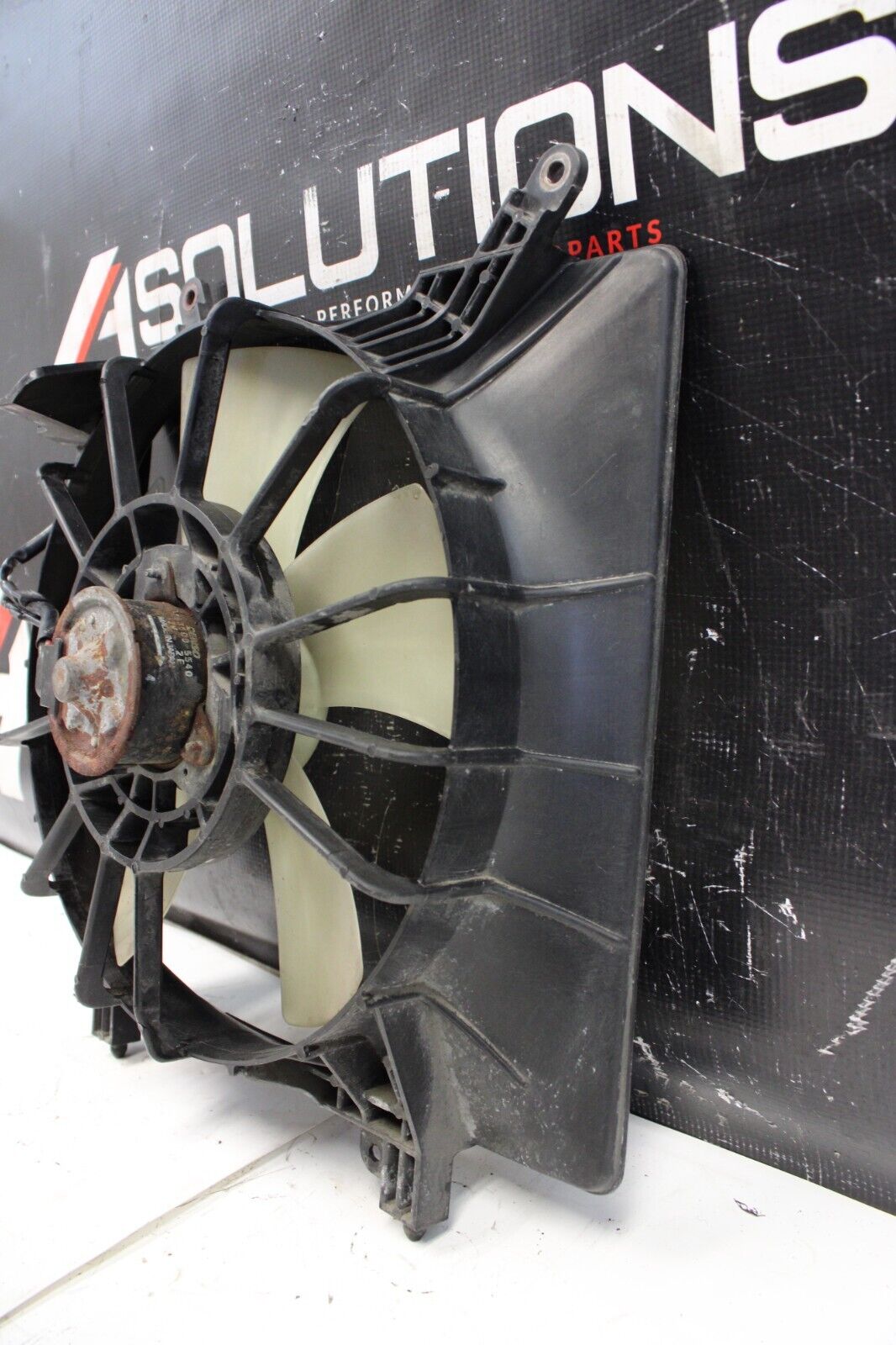 2002-2006 Acura RSX Type S Radiator Fan Motor Assembly 5 Blade OEM