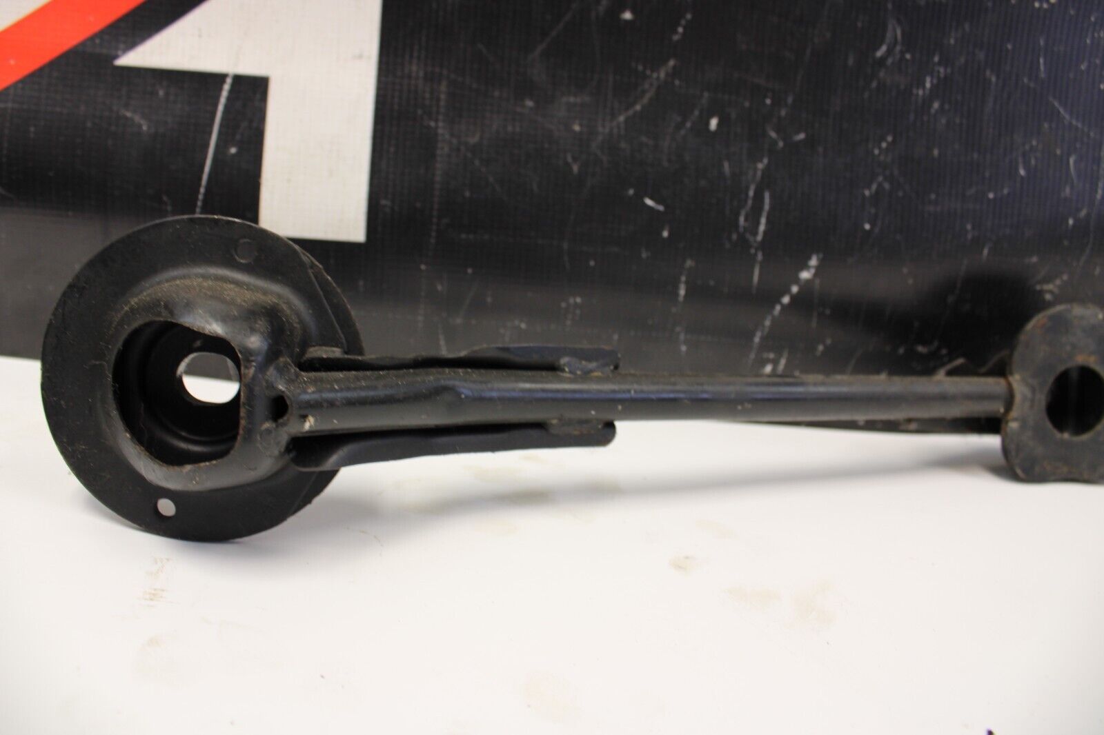 2003-2008 Nissan 350z Z33 Rear Suspension Subframe Bar Brace Crossmember OEM