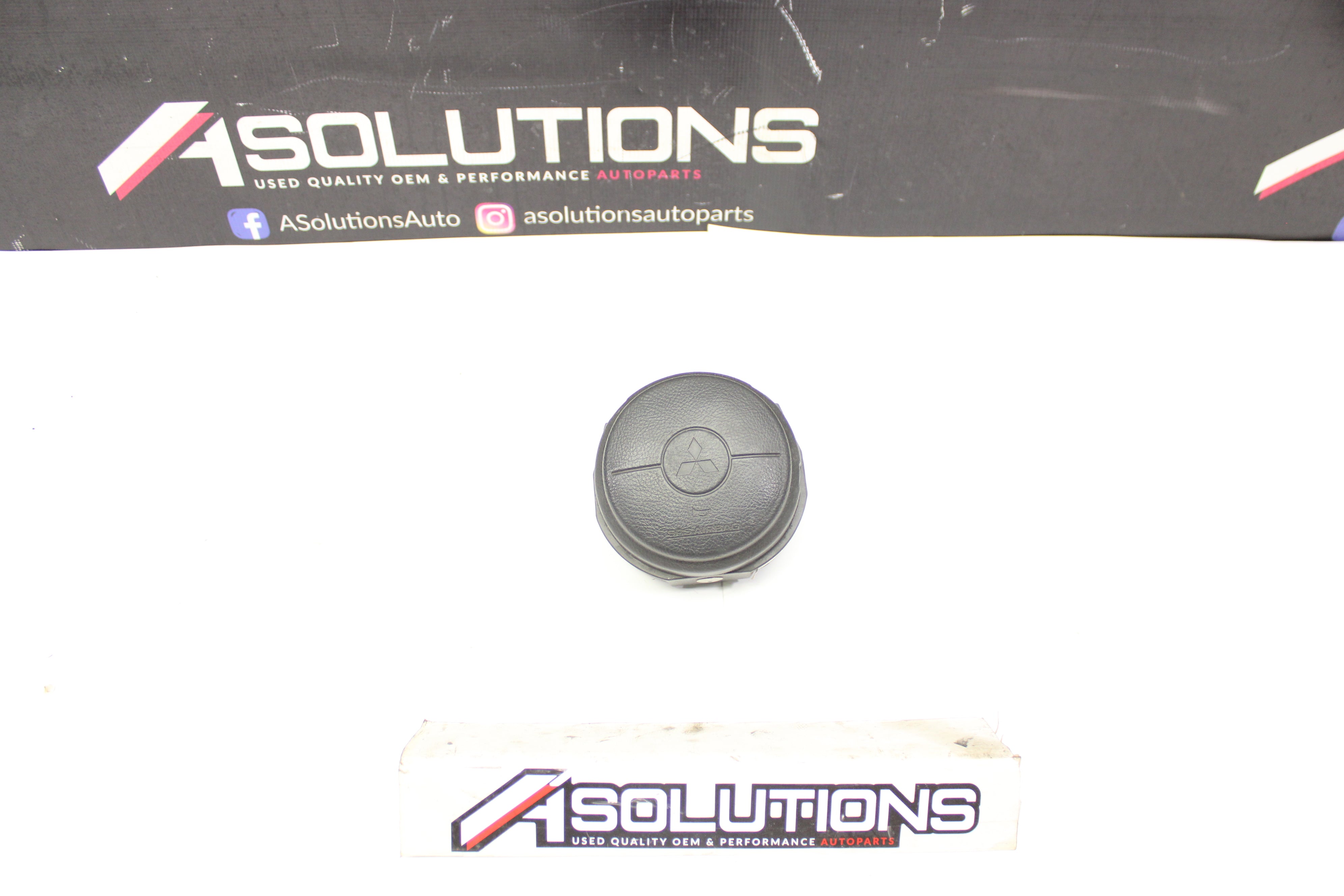 2003-2006 Mitsubishi Lancer Evolution EVO 8/9 Steering Wheel Airbag