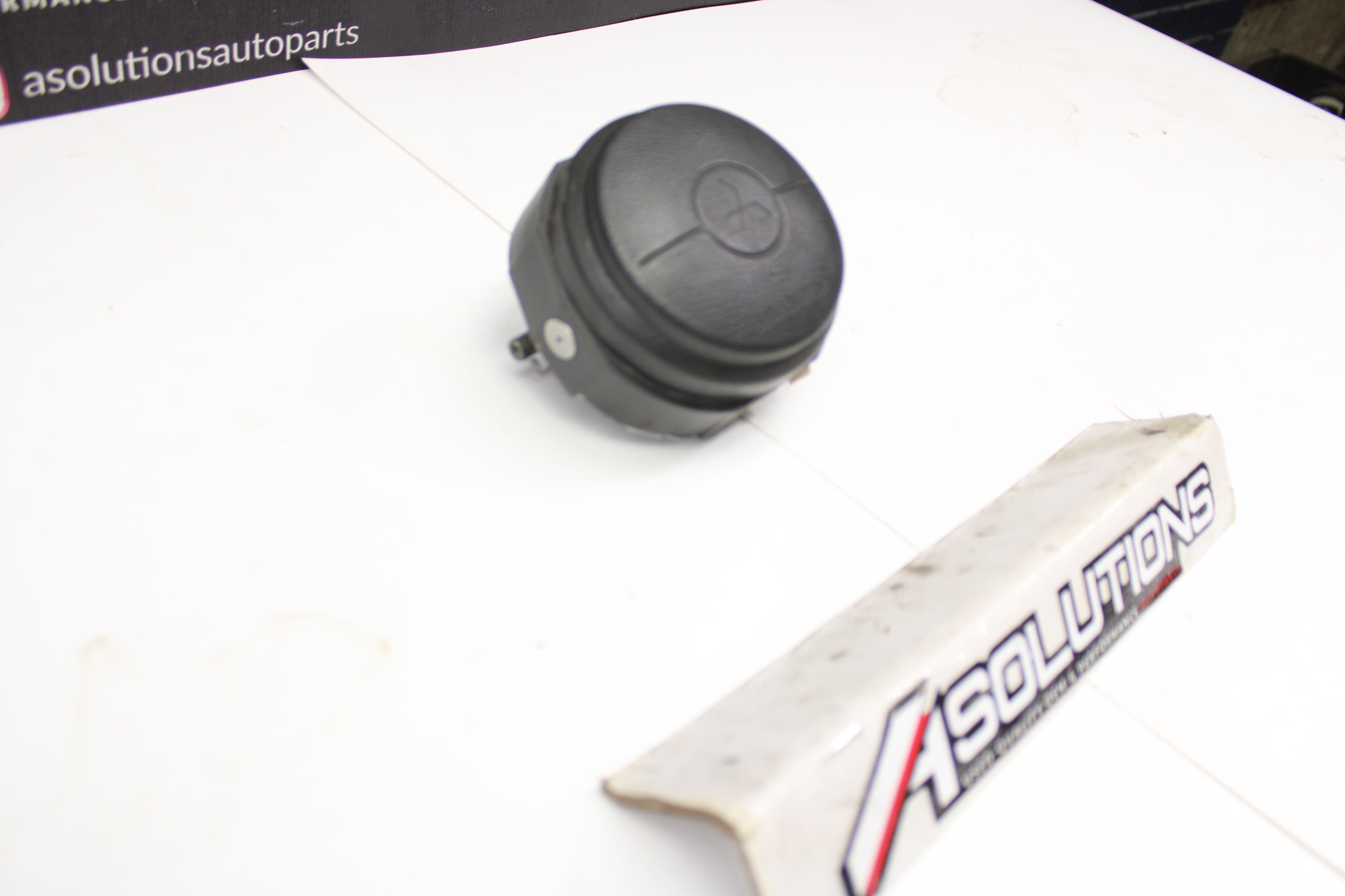 2003-2006 Mitsubishi Lancer Evolution EVO 8/9 Steering Wheel Airbag