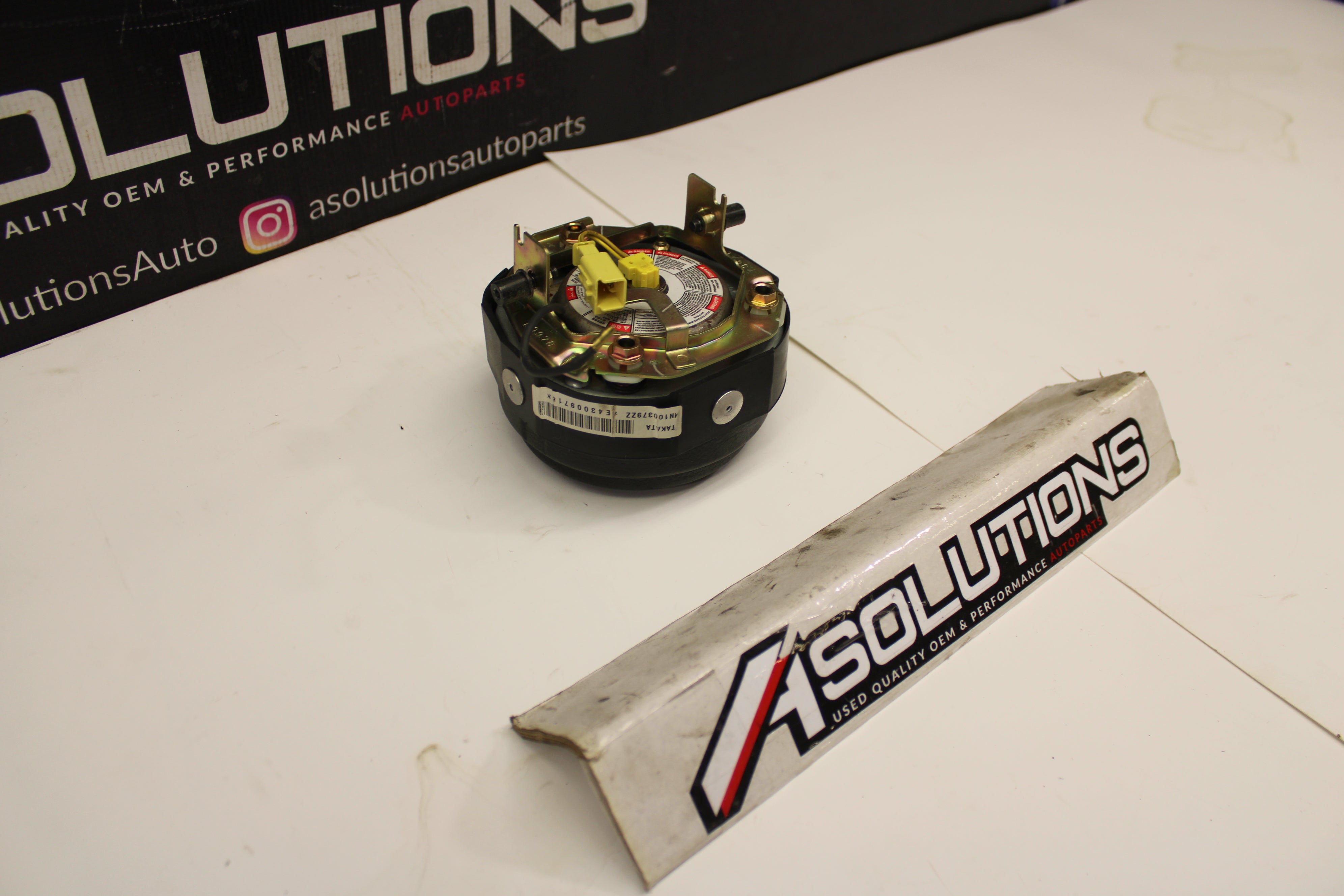 2003-2006 Mitsubishi Lancer Evolution EVO 8/9 Steering Wheel Airbag