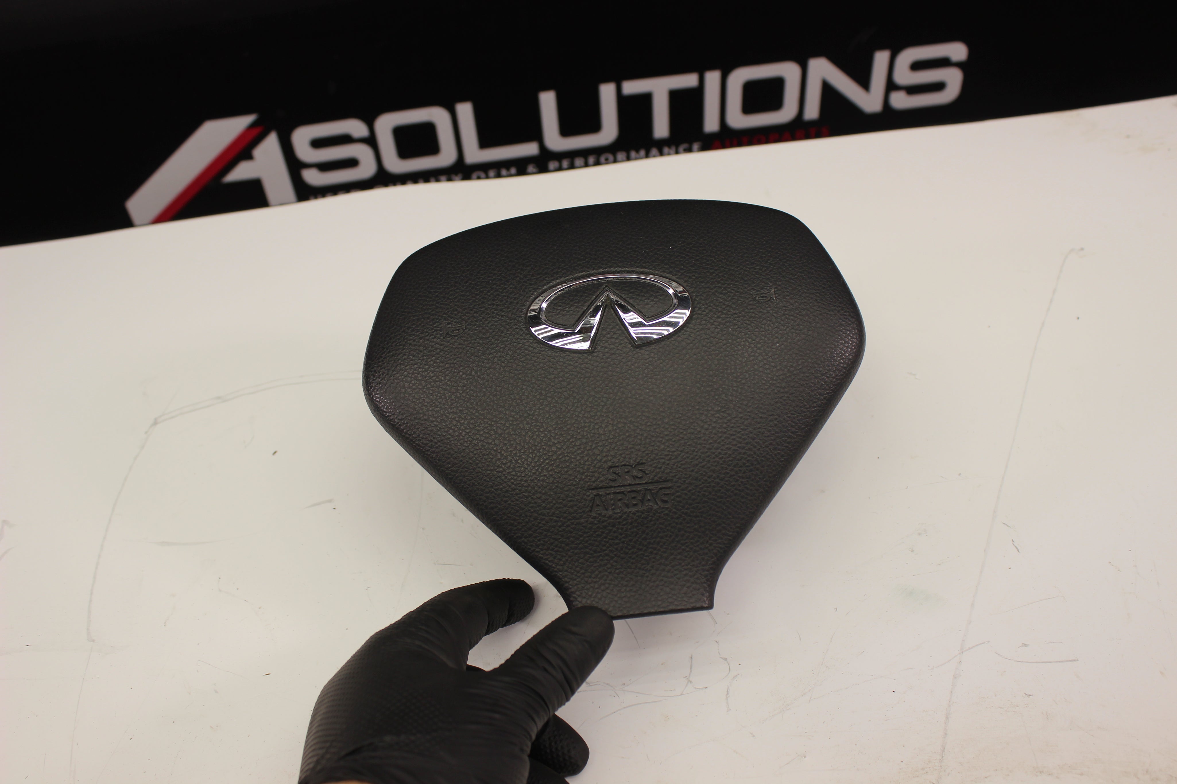 2009-2013 Infiniti G37x Sedan Driver Steering Wheel Airbag OEM Genuine