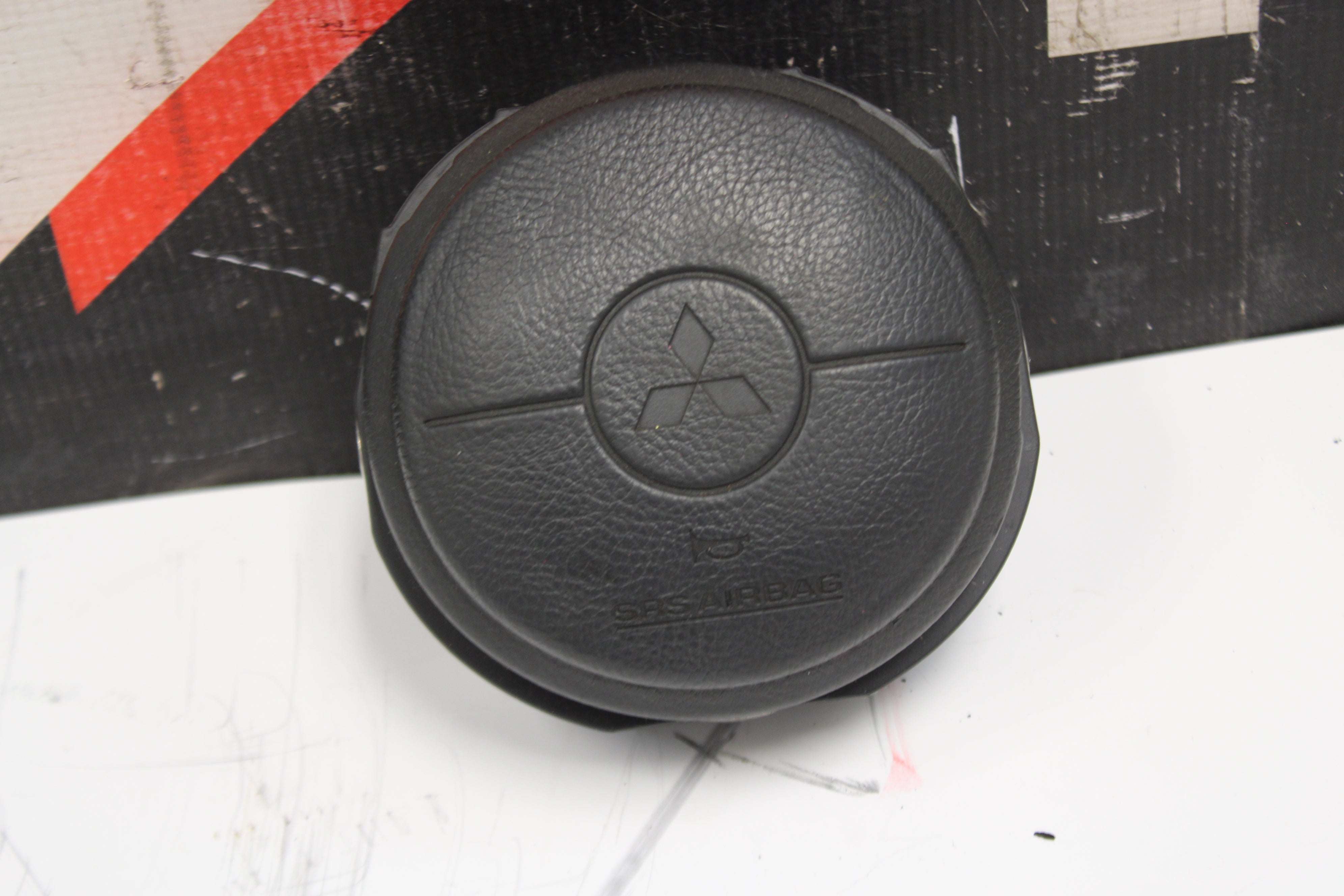 2003-2006 Mitsubishi Lancer Evolution EVO 8/9 Steering Wheel Airbag