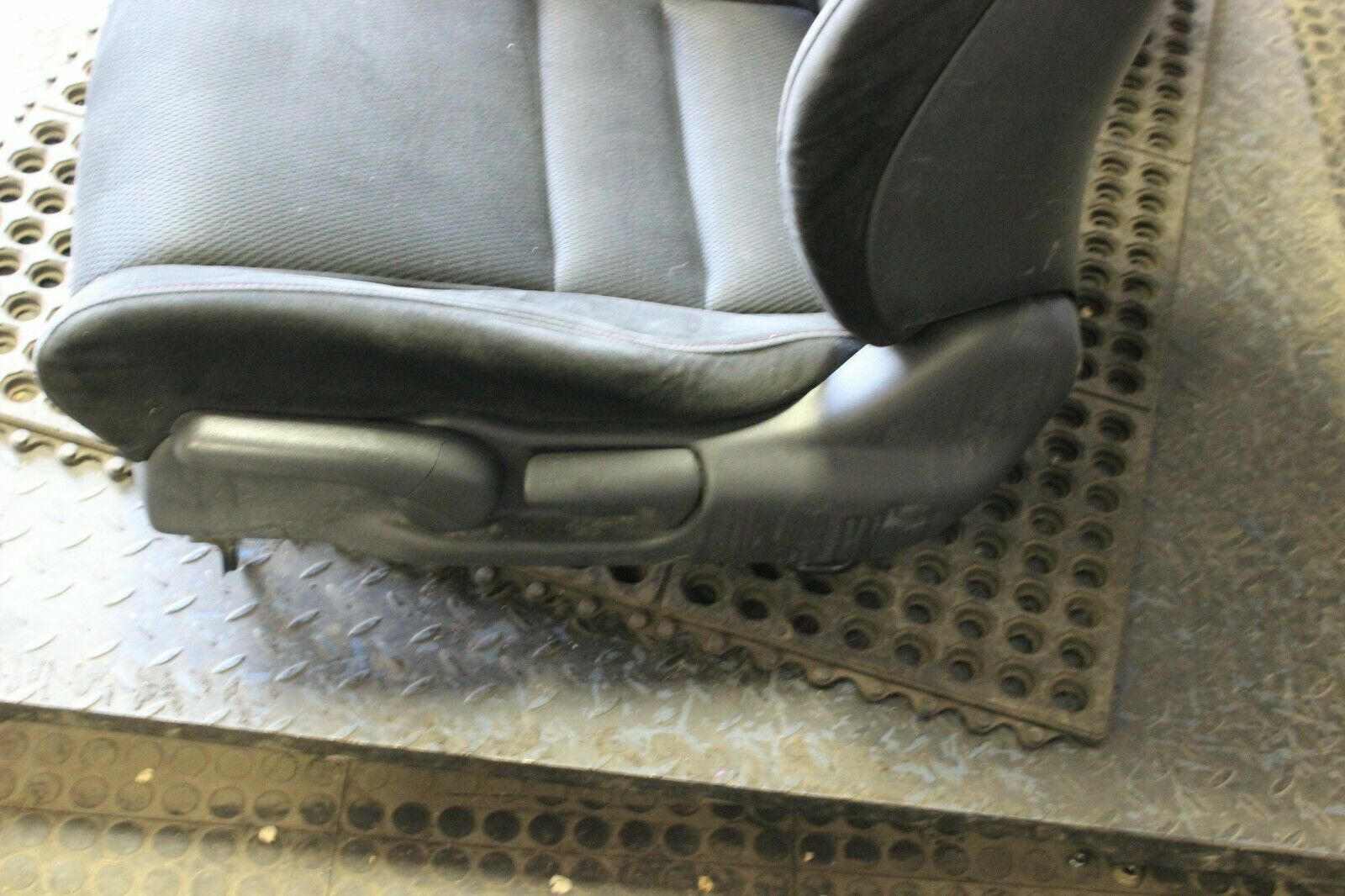 2006-2011 HONDA CIVIC SI COUPE OEM BUCKET SEAT SET L & R OEM