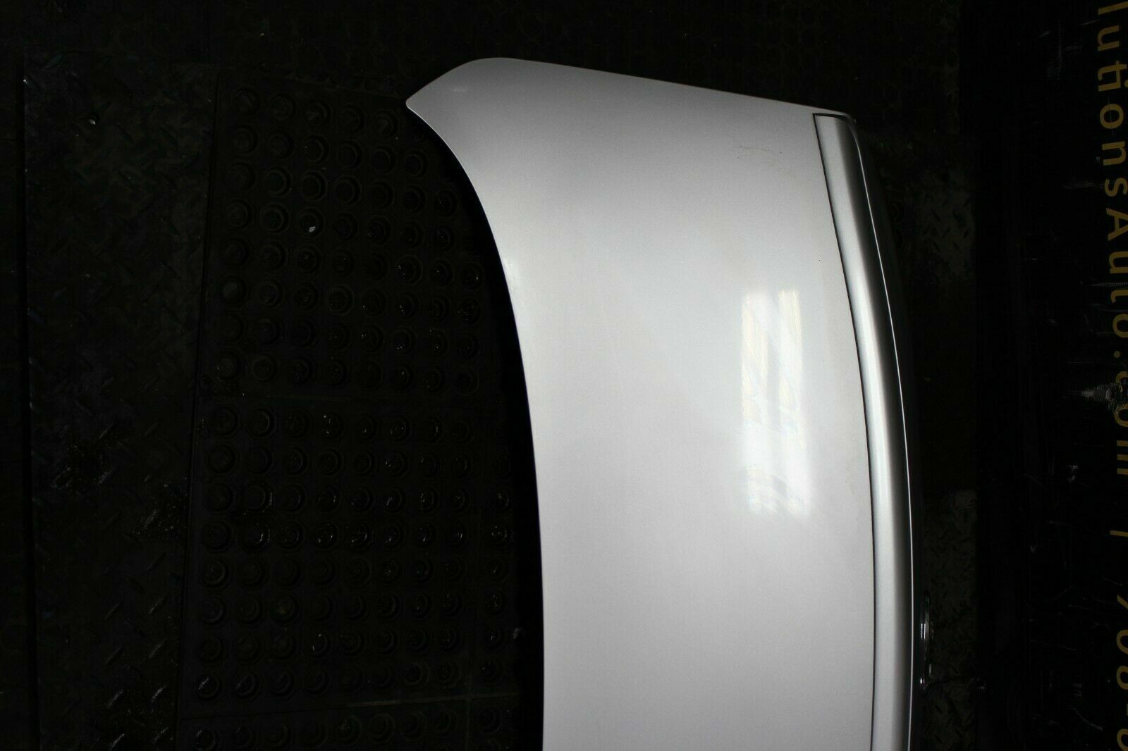 2006 INFINITI G35 SEDAN REAR TRUNK LID TAIL GATE OEM