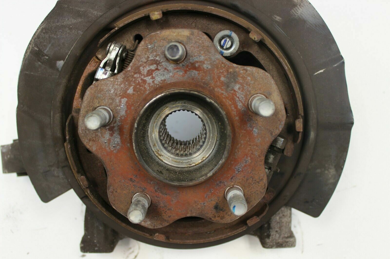 2015 Nissan R35 GT-R GTR Right Passenger Rear Knuckle OEM