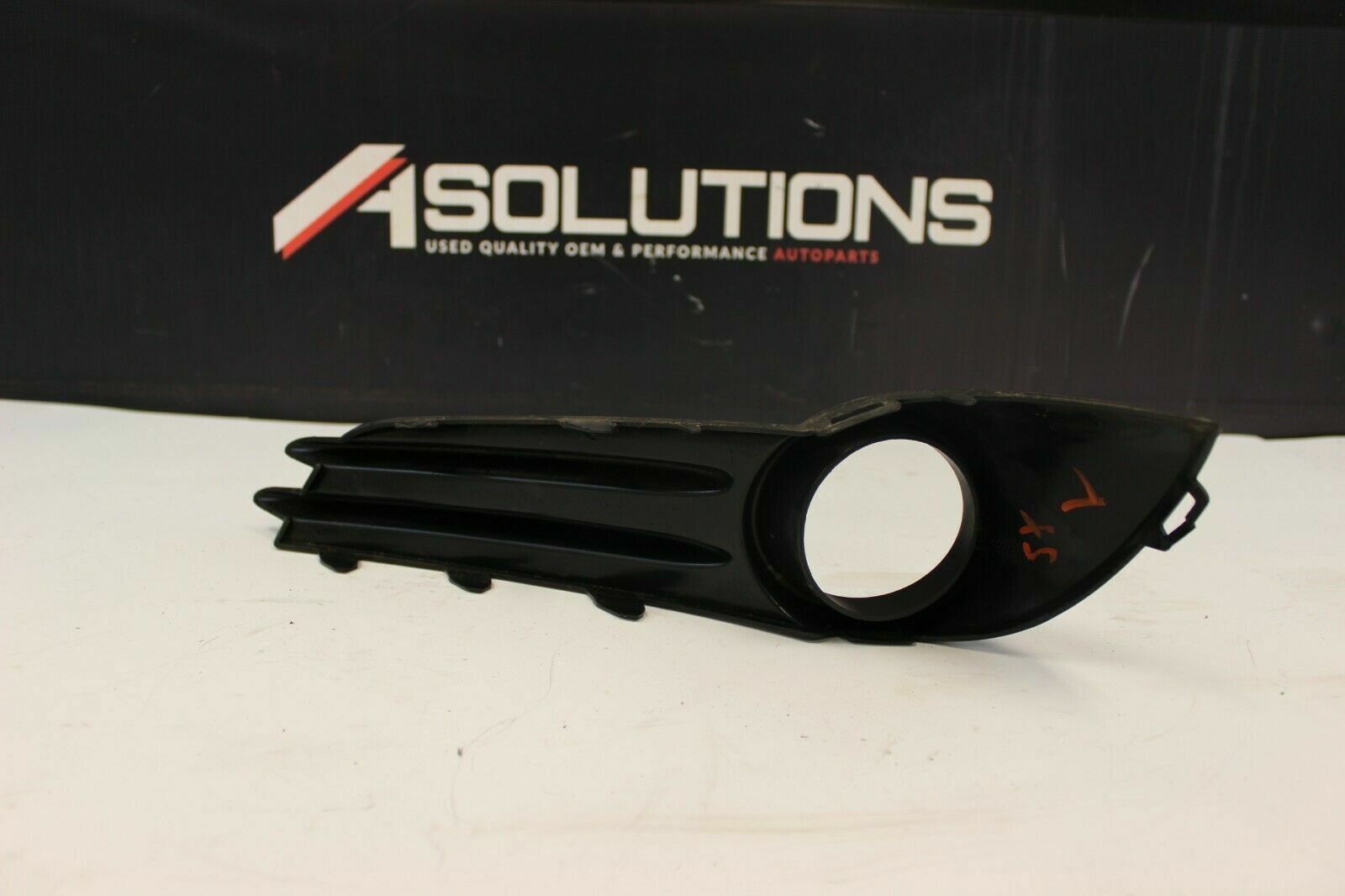 2012-2014 FORD FOCUS ST LEFT FOG LIGHT COVER