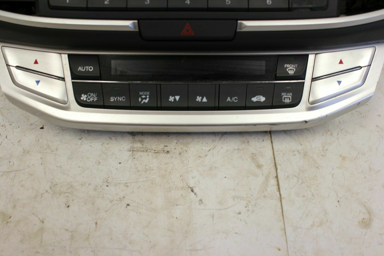 13 14 15 Honda Accord CD Player Radio with AC Controls OEM