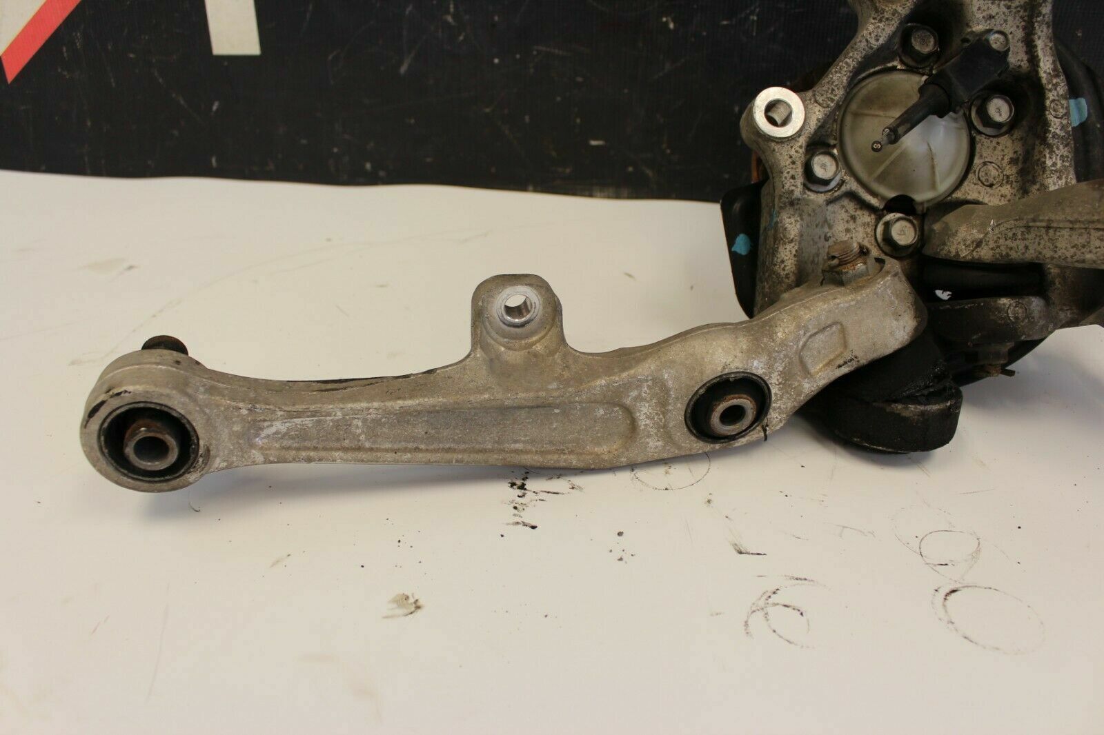 2003-2007 350Z G35 COUPE SEDAN (03-06) RWD FRONT RIGHT KNEE ASSY OEM