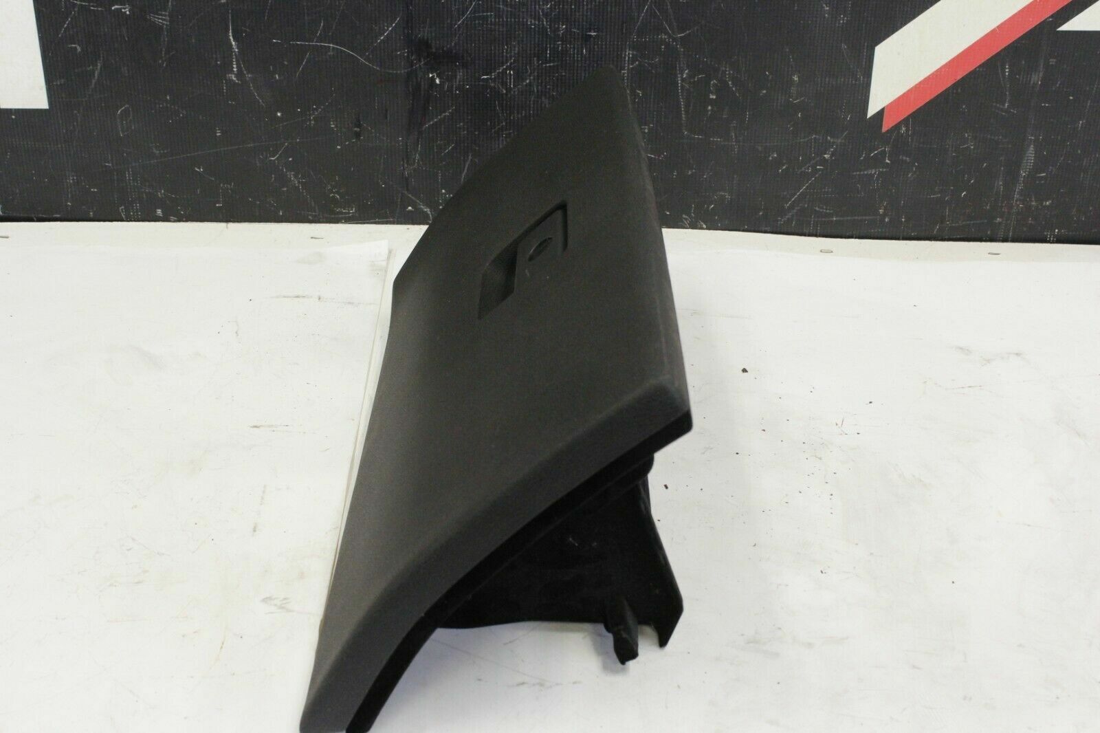 2009 NISSAN GT-R R35 PREMIUM VR38 3.8L OEM RH DASHBOARD GLOVE BOX