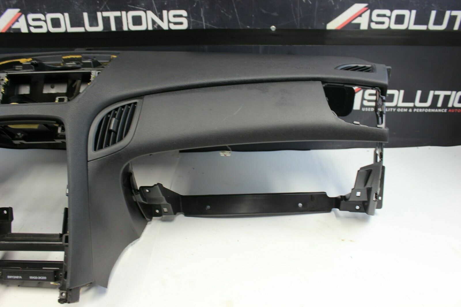 2010 Hyundai Genesis Dashboard Panel Dash Dash Board OEM – A Solutions Auto  Parts Inc.