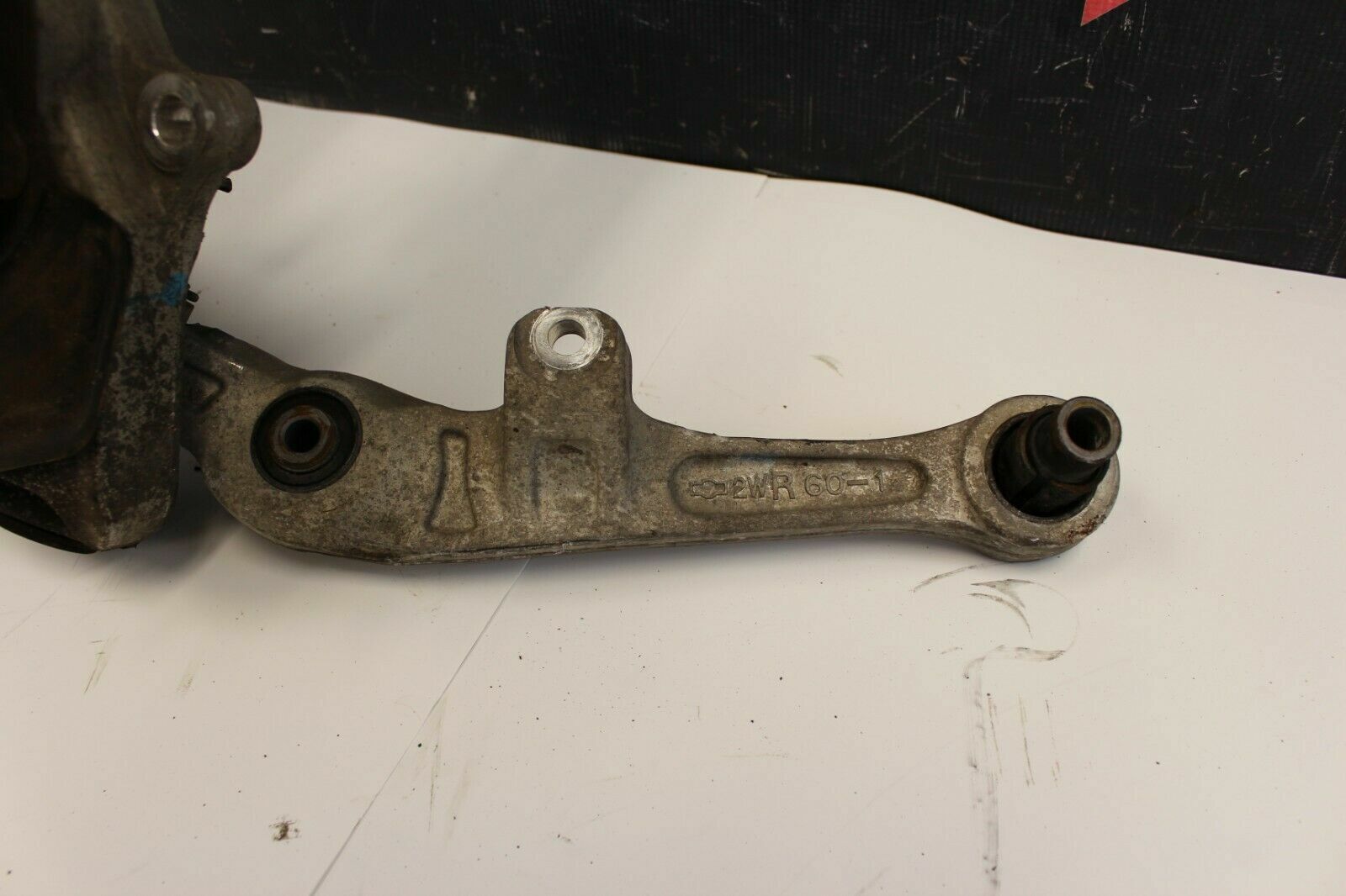 2003-2007 350Z G35 COUPE SEDAN (03-06) RWD FRONT RIGHT KNEE ASSY OEM