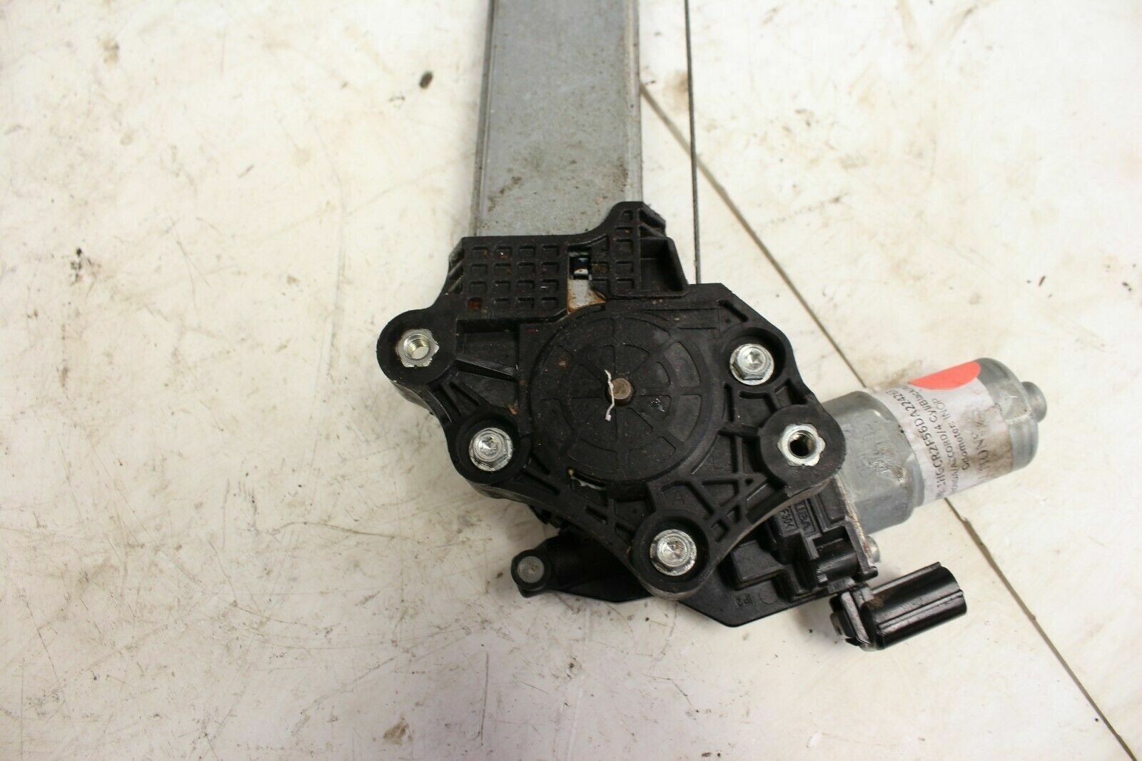 2013 - 2016 Honda Accord Sedan Front Driver Window Regulator Motor T2AFLA