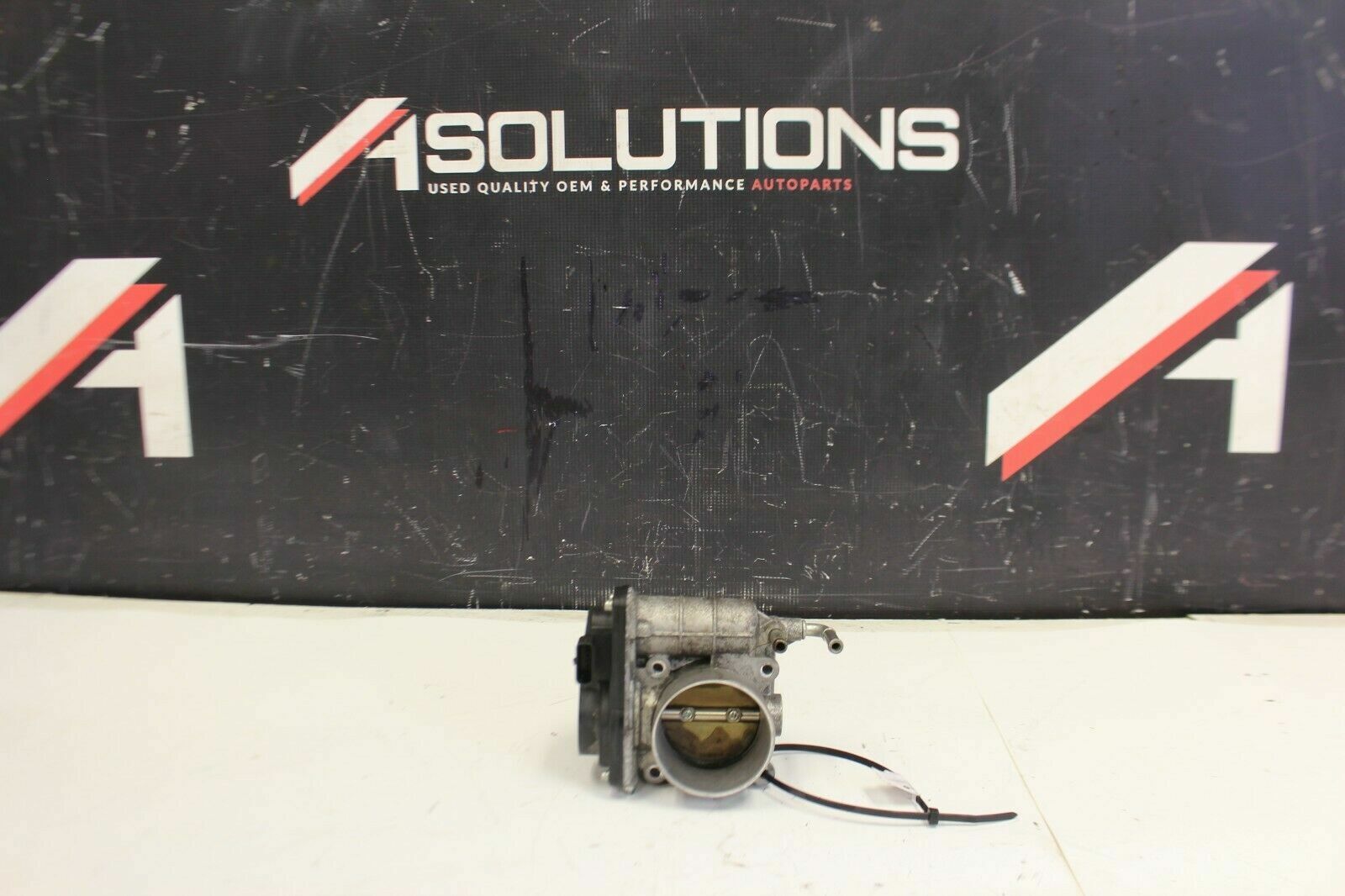 Used Right Passenger throttle body VQ37VHR 3.7L OEM 09-13 Infiniti G37