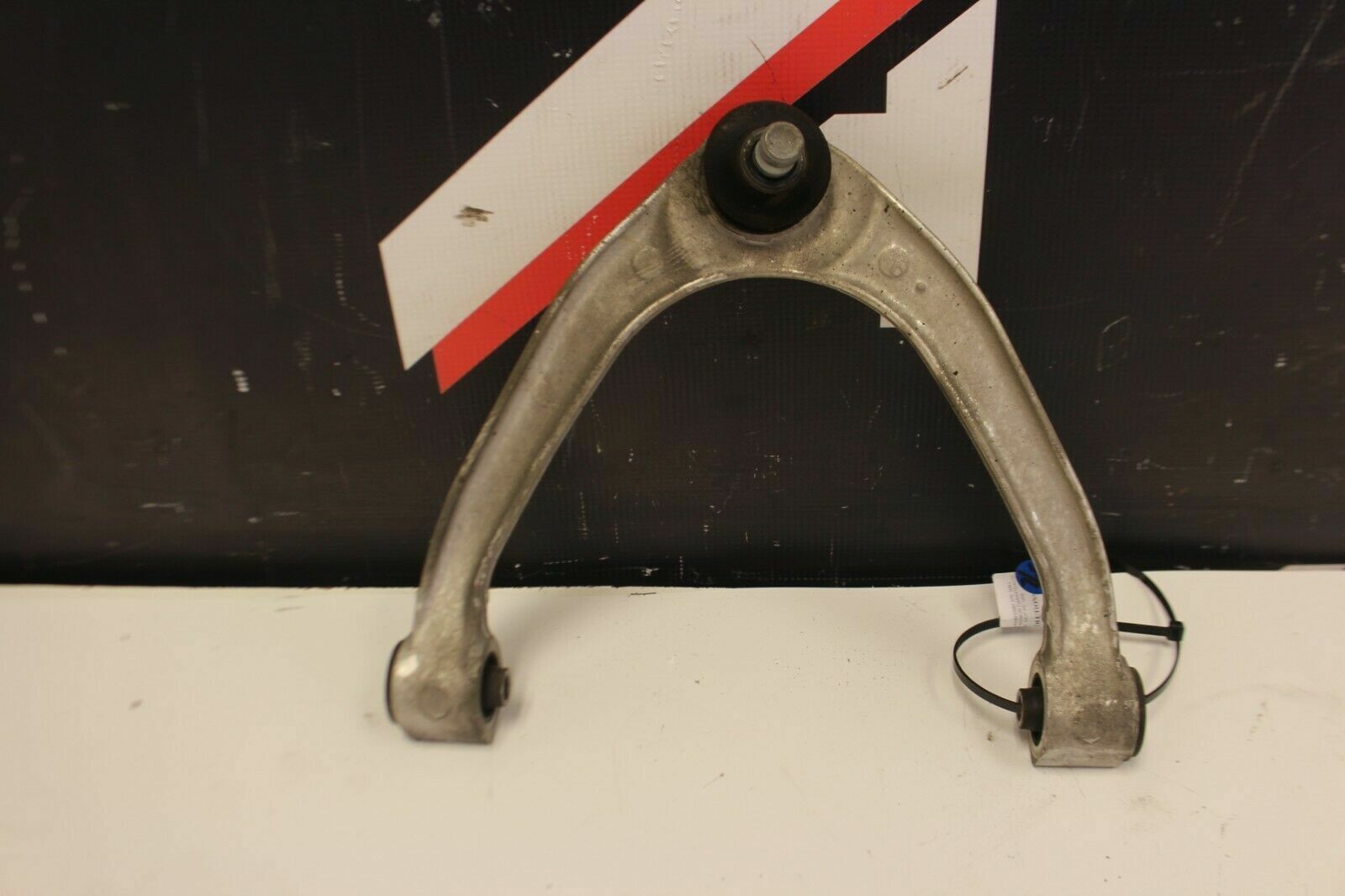 2009 - 2017 NISSAN 370Z RWD FRONT LEFT DRIVER SIDE UPPER CONTROL ARM OEM