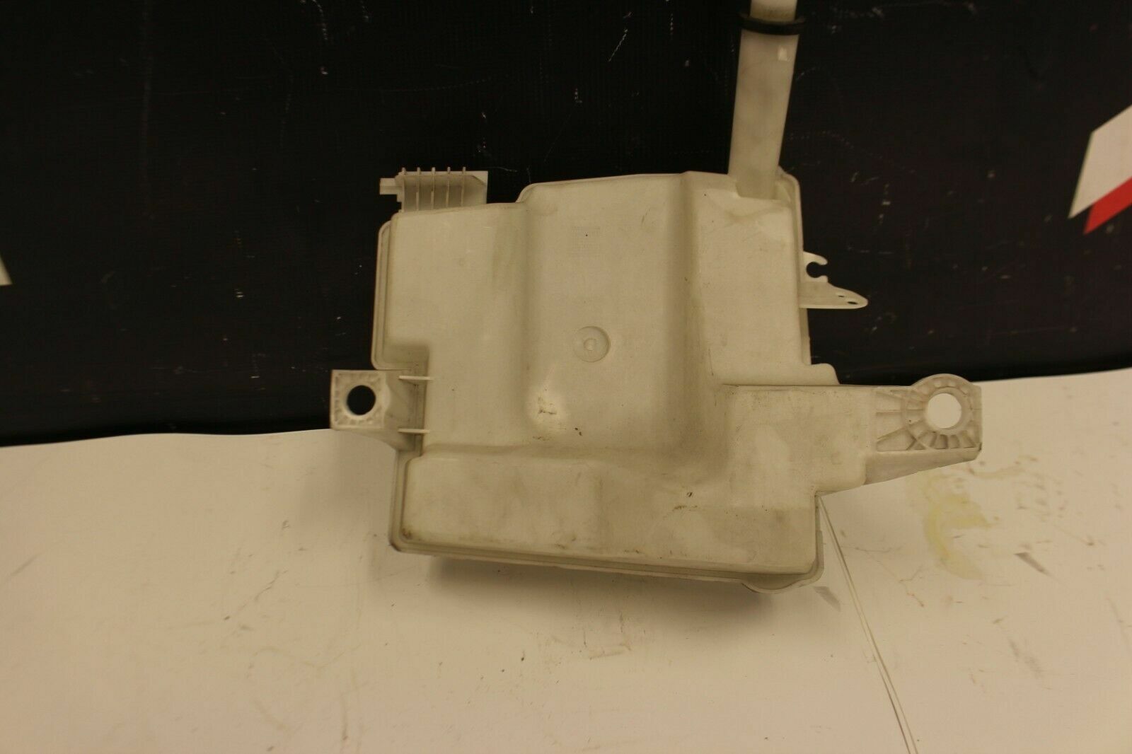 2013 2014 Ford Focus ST washer fluid reservoir tank NO CAP