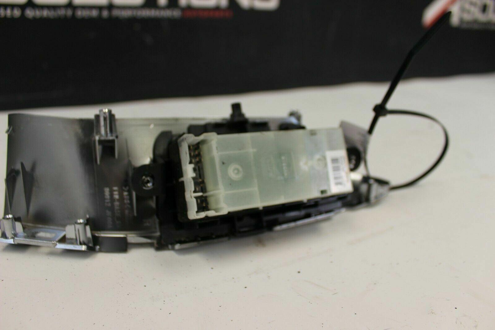 2015 Nissan GTR R35 RH Right Passenger Side Door Window Switch Assy OEM