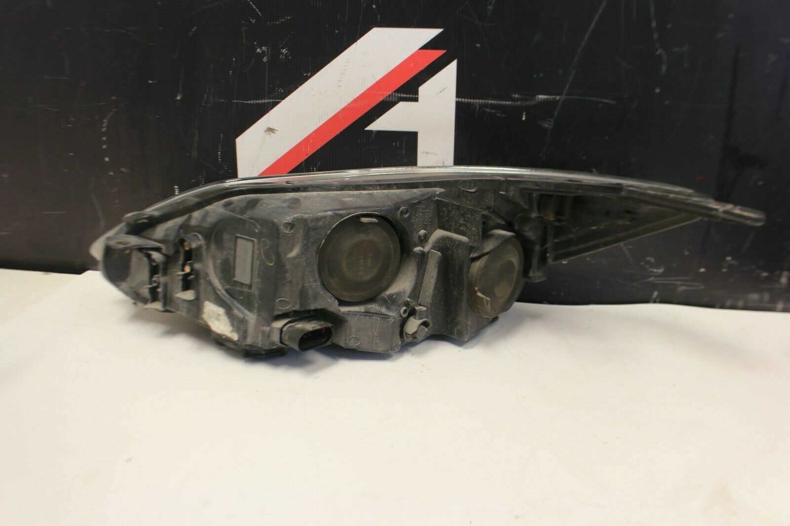 12-14 Ford Focus Titanium ST Driver+Passenger Halogen OEM Black Headlight