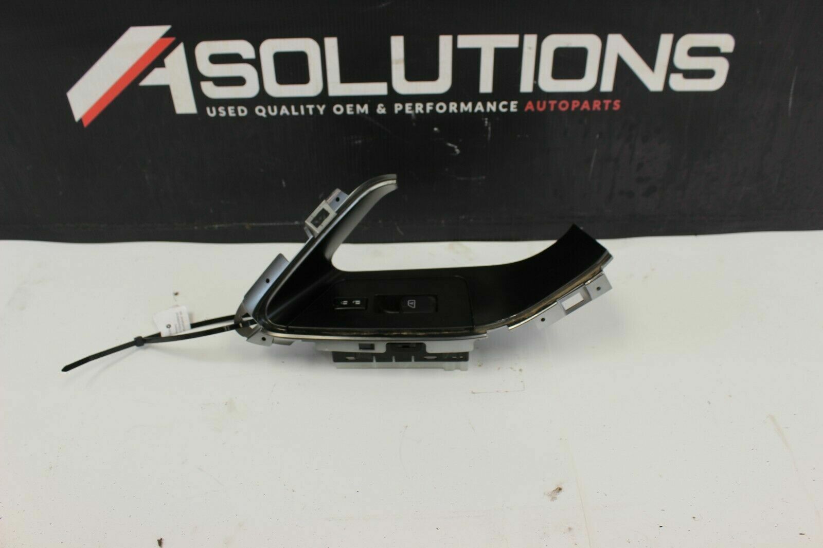 2015 Nissan GTR R35 RH Right Passenger Side Door Window Switch Assy OEM
