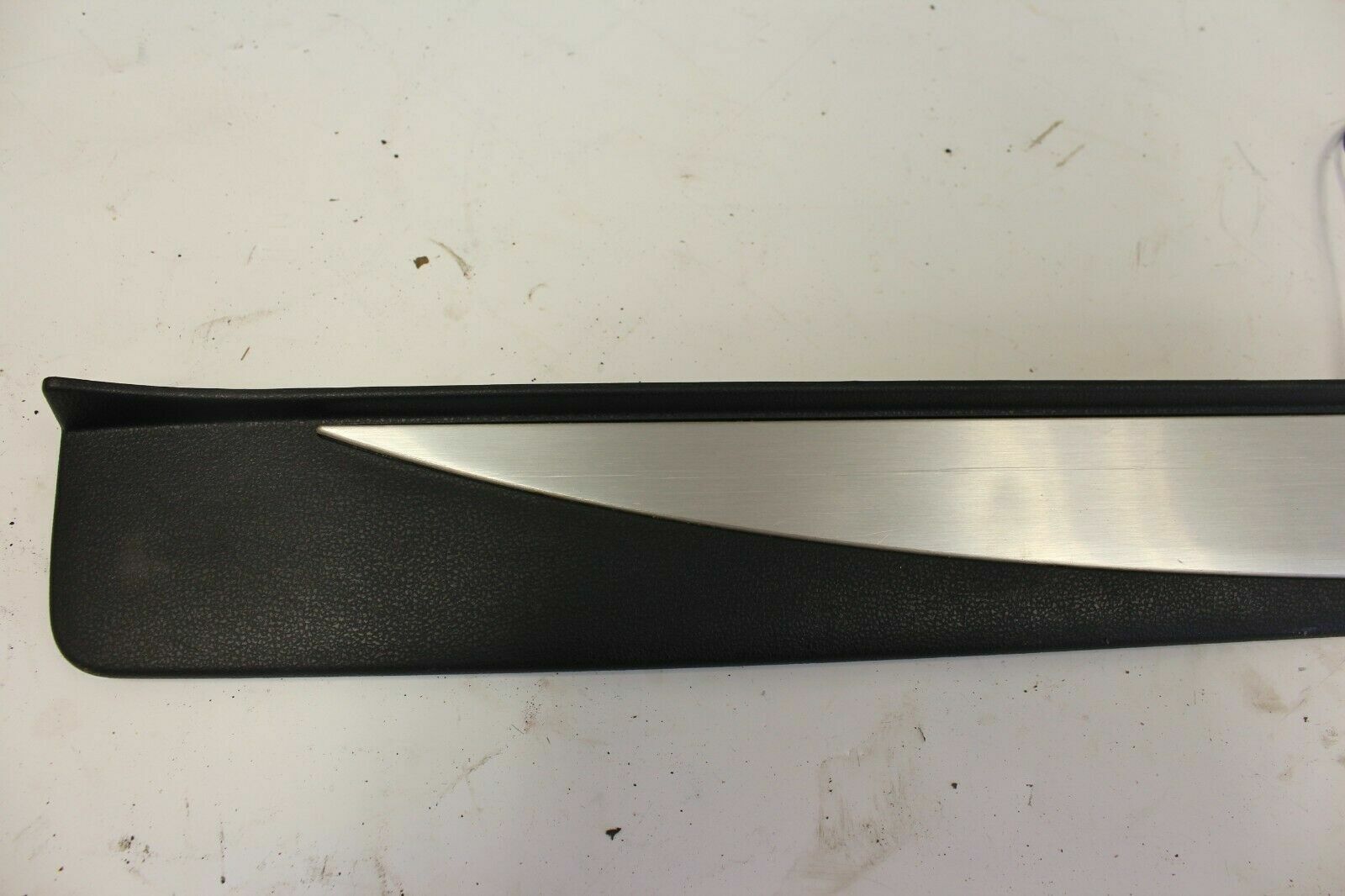 2009-2017 NISSAN 370Z LEFT & RIGHT ILLUMINATED DOOR SILL SCUFF PLATE SET OEM