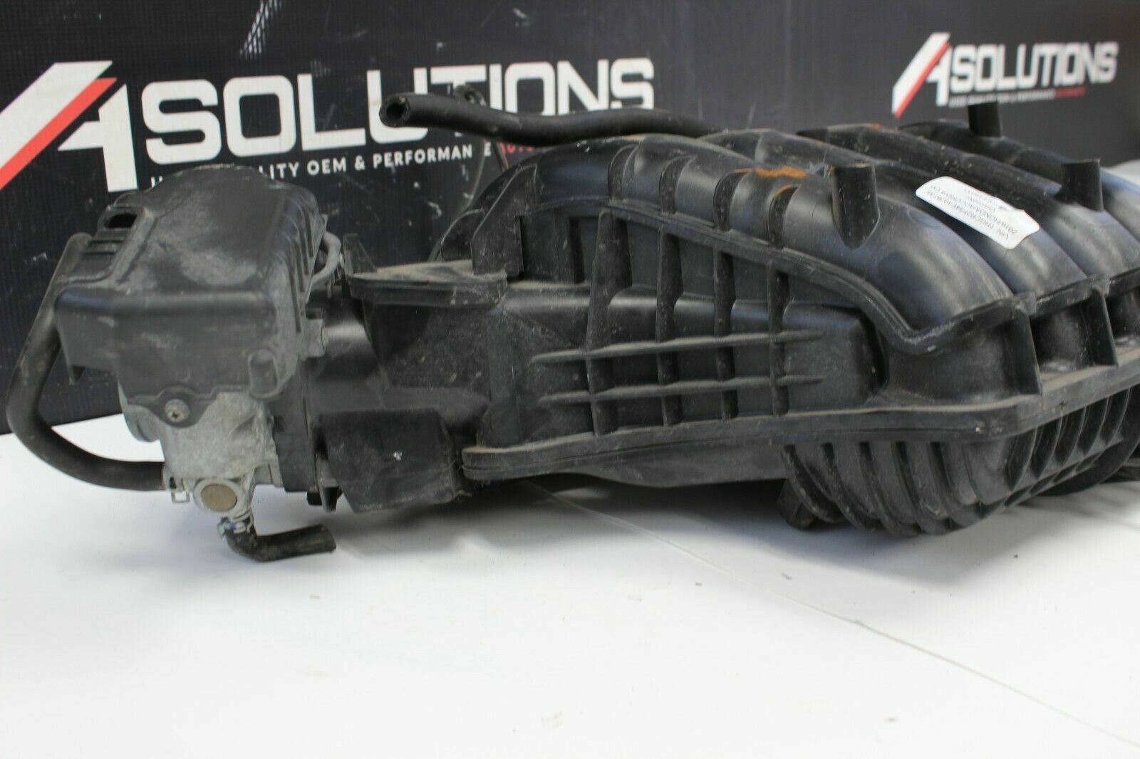 2013-2017 HONDA  ACCORD 2.4L INTAKE MANIFOLD OEM USED WITH THROTTLE BODY