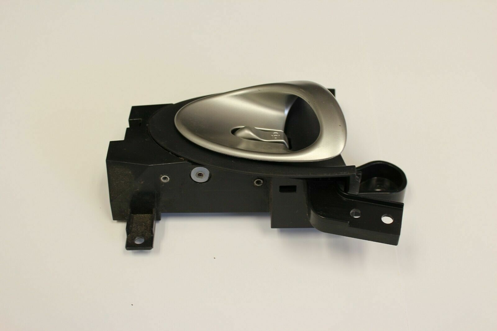 2009-2019 Nissan 370Z Driver side interior door handle LH
