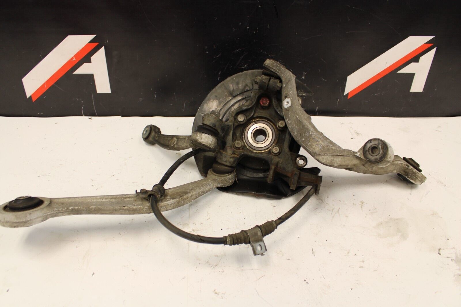 08-15 Mitsubishi Evo X Rear Right Knee Control Spindle Knuckle Pass Complete