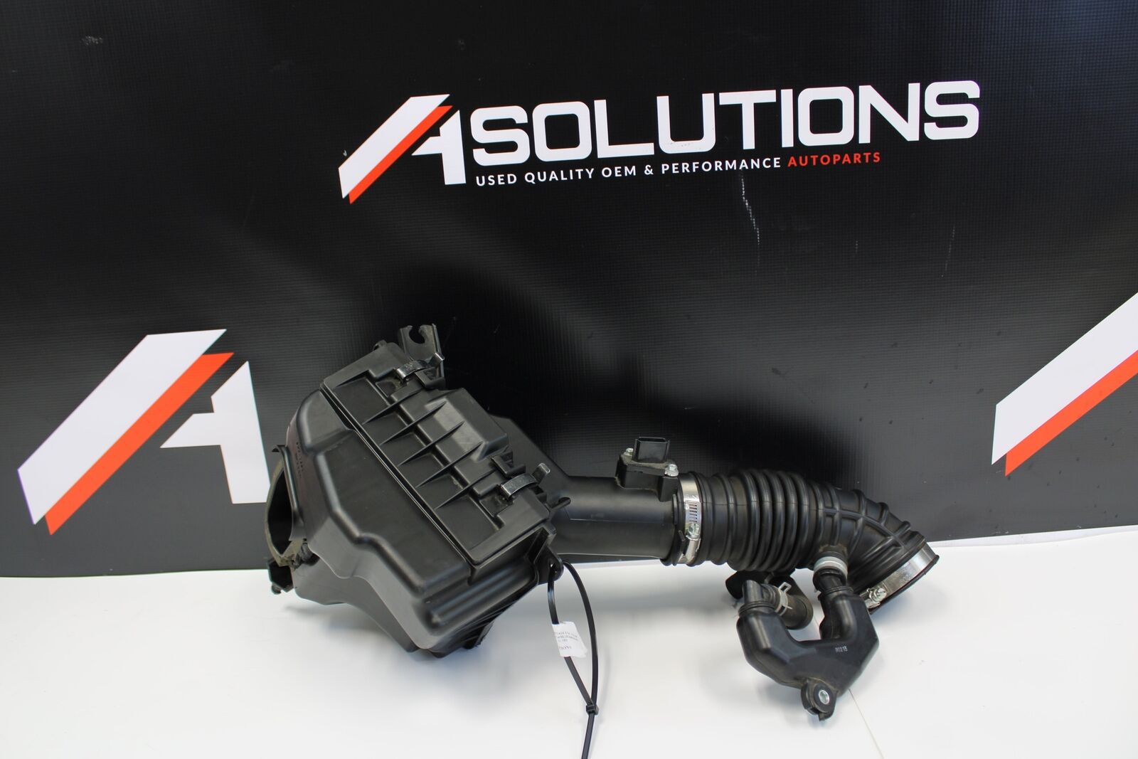 09-19 NISSAN 370Z COUPE RIGHT PASSENGER SIDE AIR CLEANER BOX INTAKE ASSEMBLY OEM