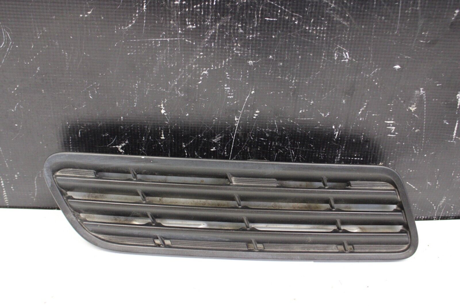 08-15 MITSUBISHI EVO X RALLIART OEM HOOD VENT