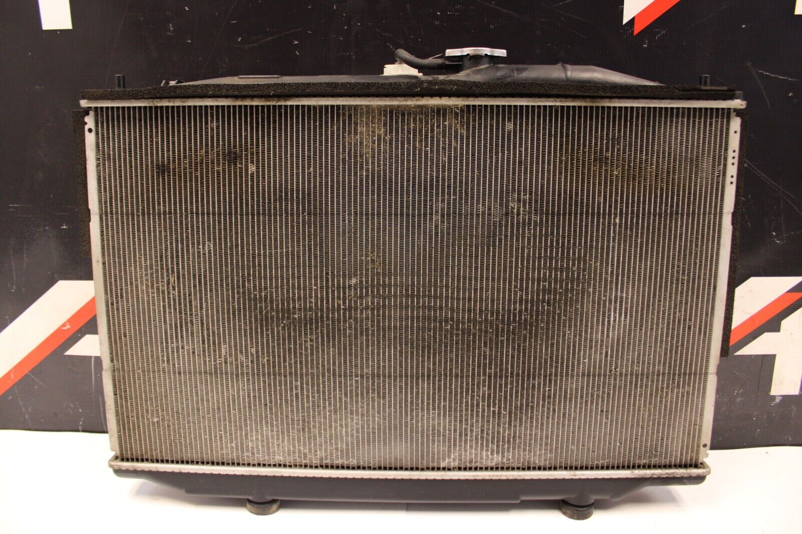 2007-2008 Acura TL Type S RADIATOR FAN ASSY W/ RESERVOIR OEM