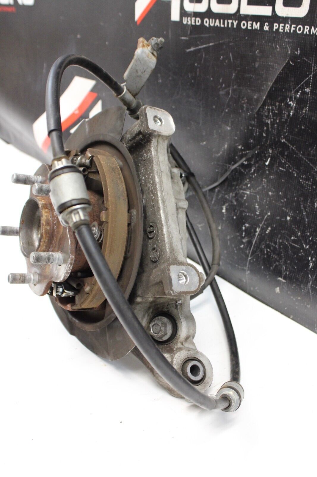 2014 Nissan R35 GT-R GTR Right Passenger Rear Knuckle OEM
