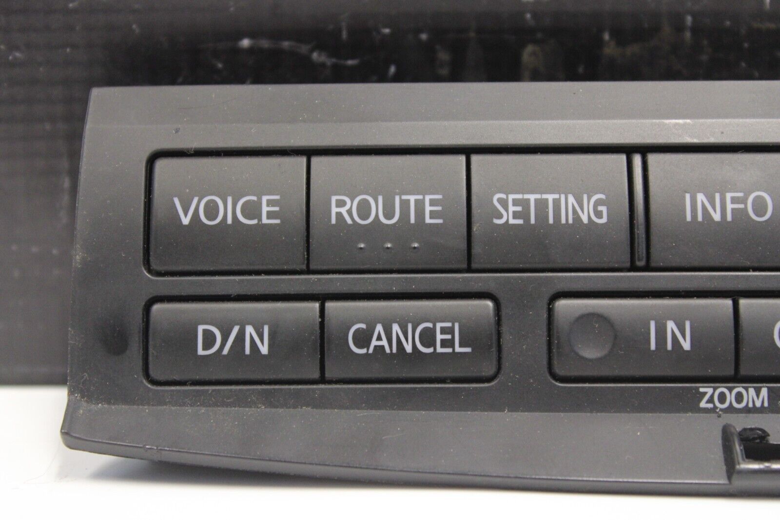2003-2005 Nissan 350z NAVIGATION NAVI GPS CONTROLS SWITCHES BUTTONS PANEL OEM