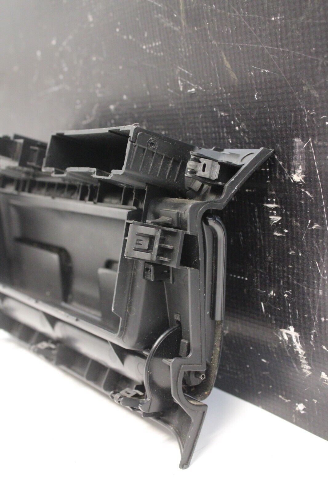 2000-2008 HONDA S2000 AP1 AP2 OEM CENTER DASHBOARD RADIO DOOR COVER
