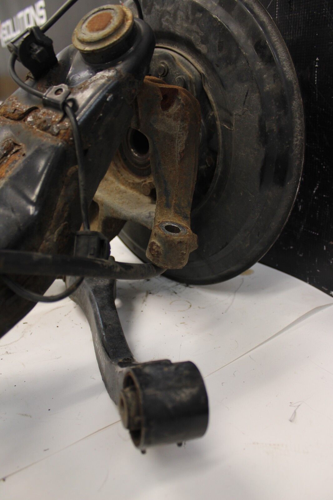 2015-2019 Subaru WRX STI Spindle Knuckle Hub Rear Left Driver LH OEM 15-19