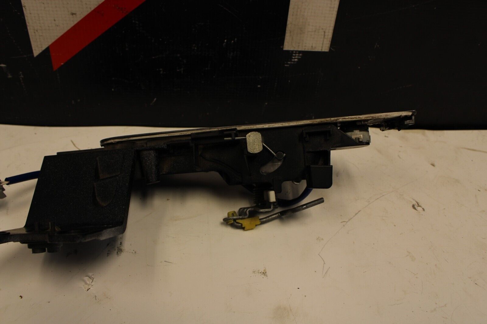 2009 Nissan GTR R35 RH Right Passenger Side Exterior Door Handle W Trim GT-R OEM