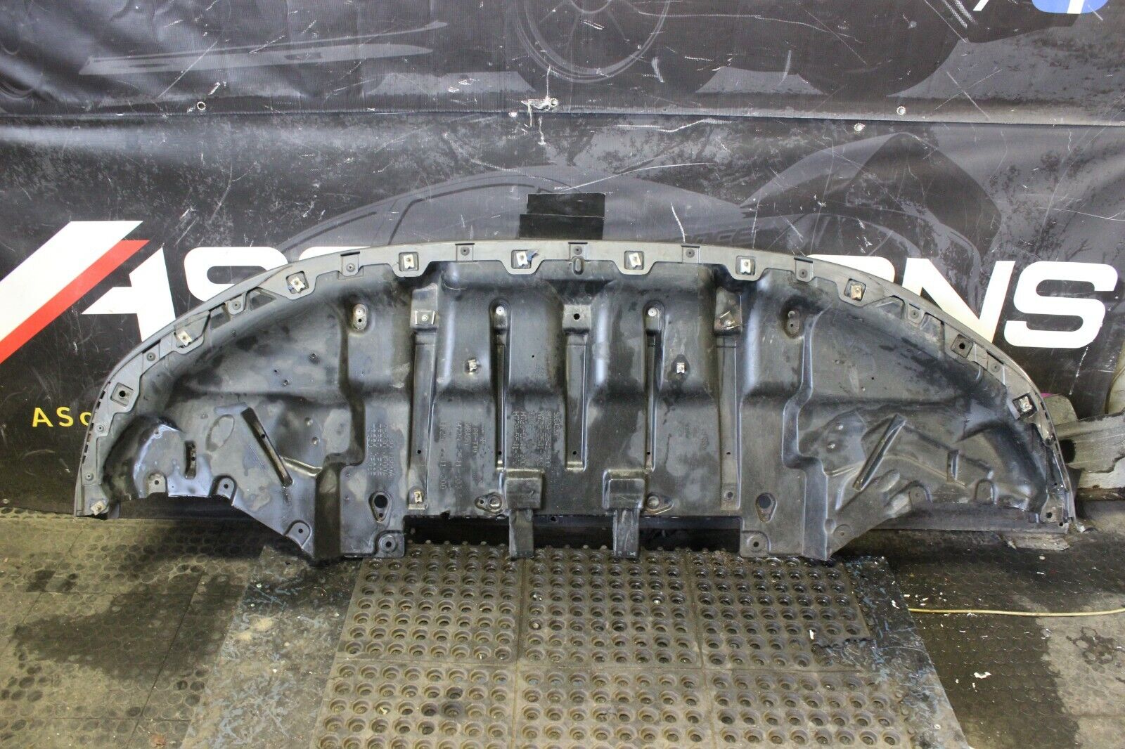NISSAN R35 GTR OEM FRONT BUMPER SPLITTER UNDER TRAY PANEL