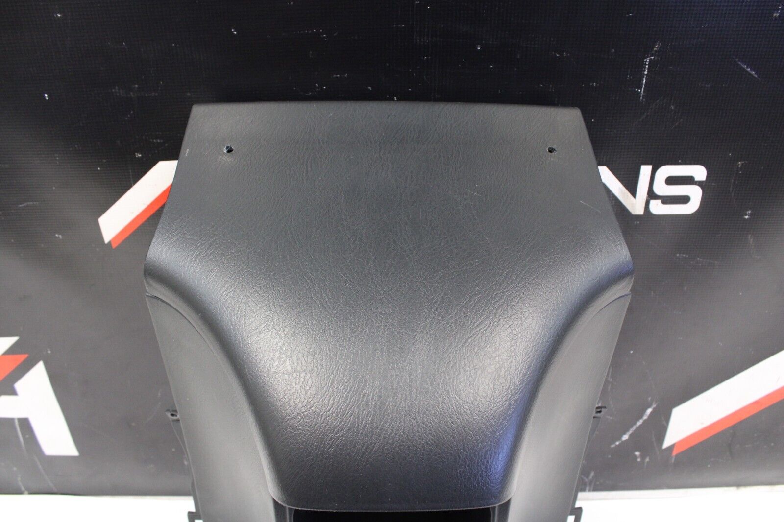 2000-2009 HONDA S2000 AP1 AP2 OEM BLACK CENTER CONSOLE GLOVE BOX