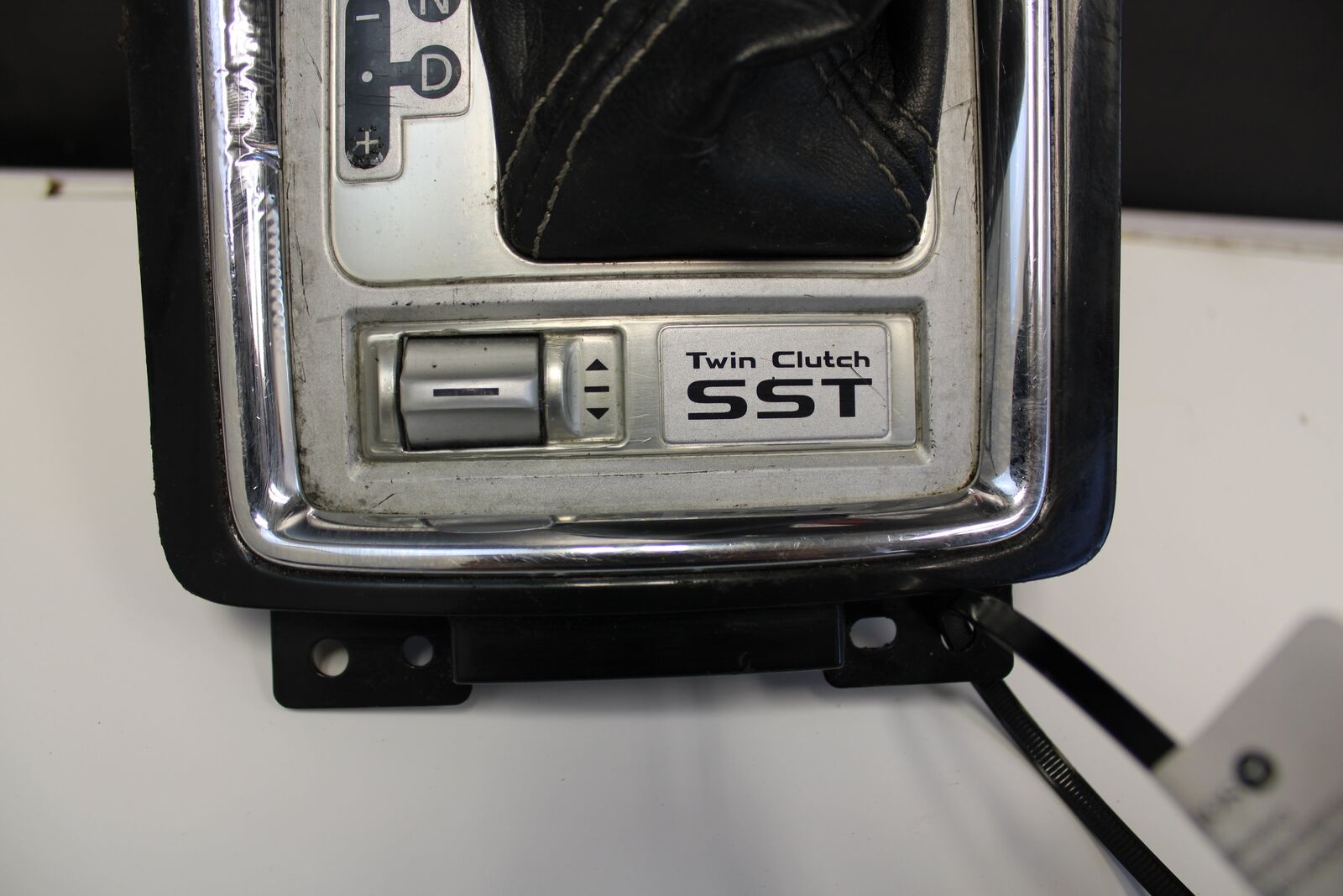 09-15 MITSUBISHI LANCER RALLIART CENTER CONSOLE SST SHIFTER TRIM BEZEL OEM