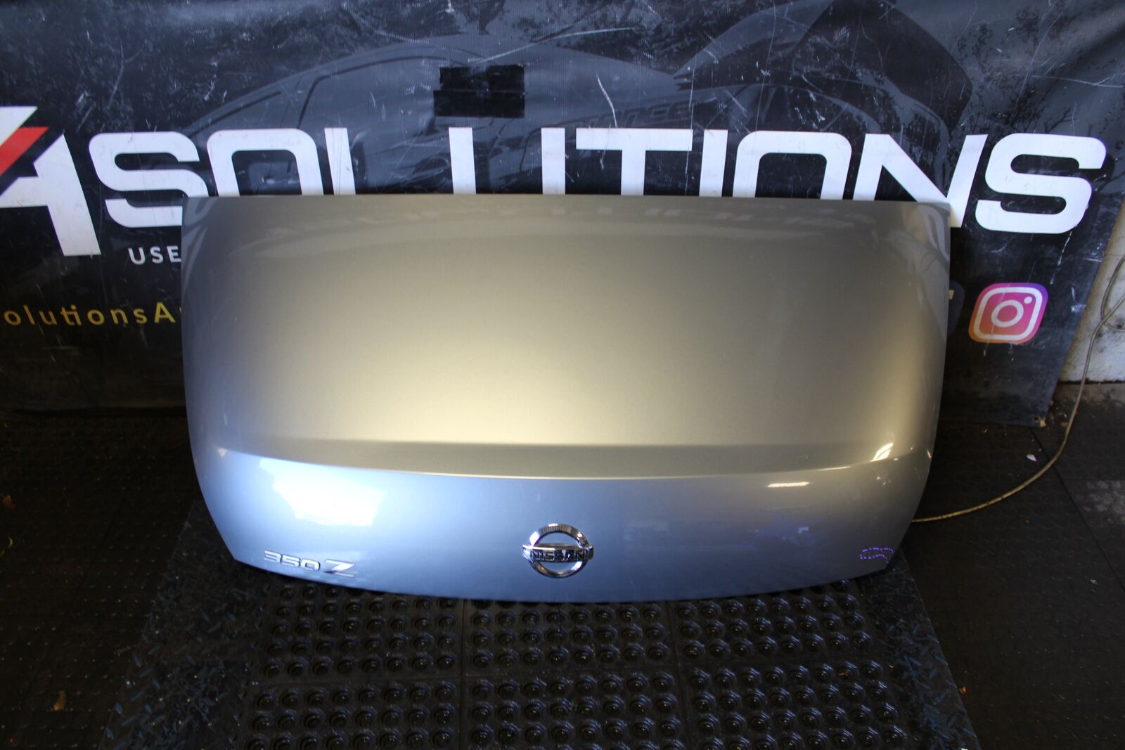 03-08 Nissan 350Z Convertible Trunk Lid OEM