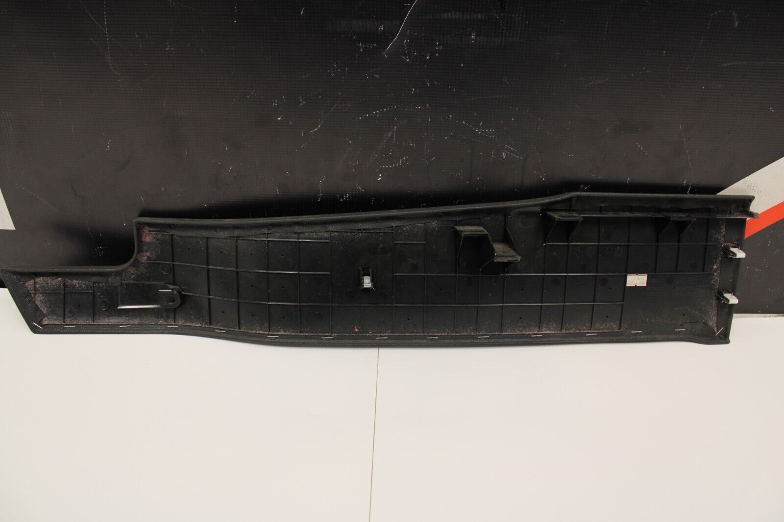 2010 Nissan GT-R RH Passenger Side Console Trim Panel 68134-Jf10