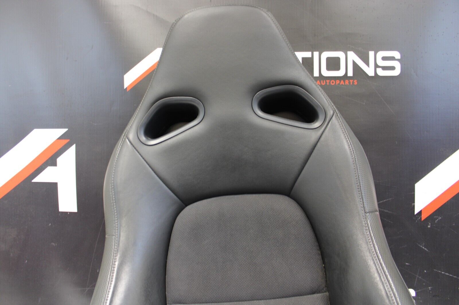 2009 Nissan GT-R R35 Front Seats OEM GTR R35