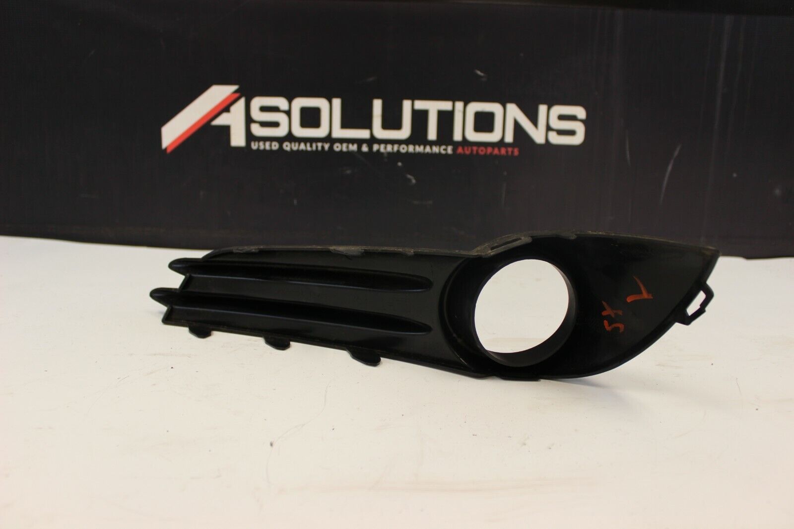 2012-2014 FORD FOCUS ST LEFT FOG LIGHT COVER