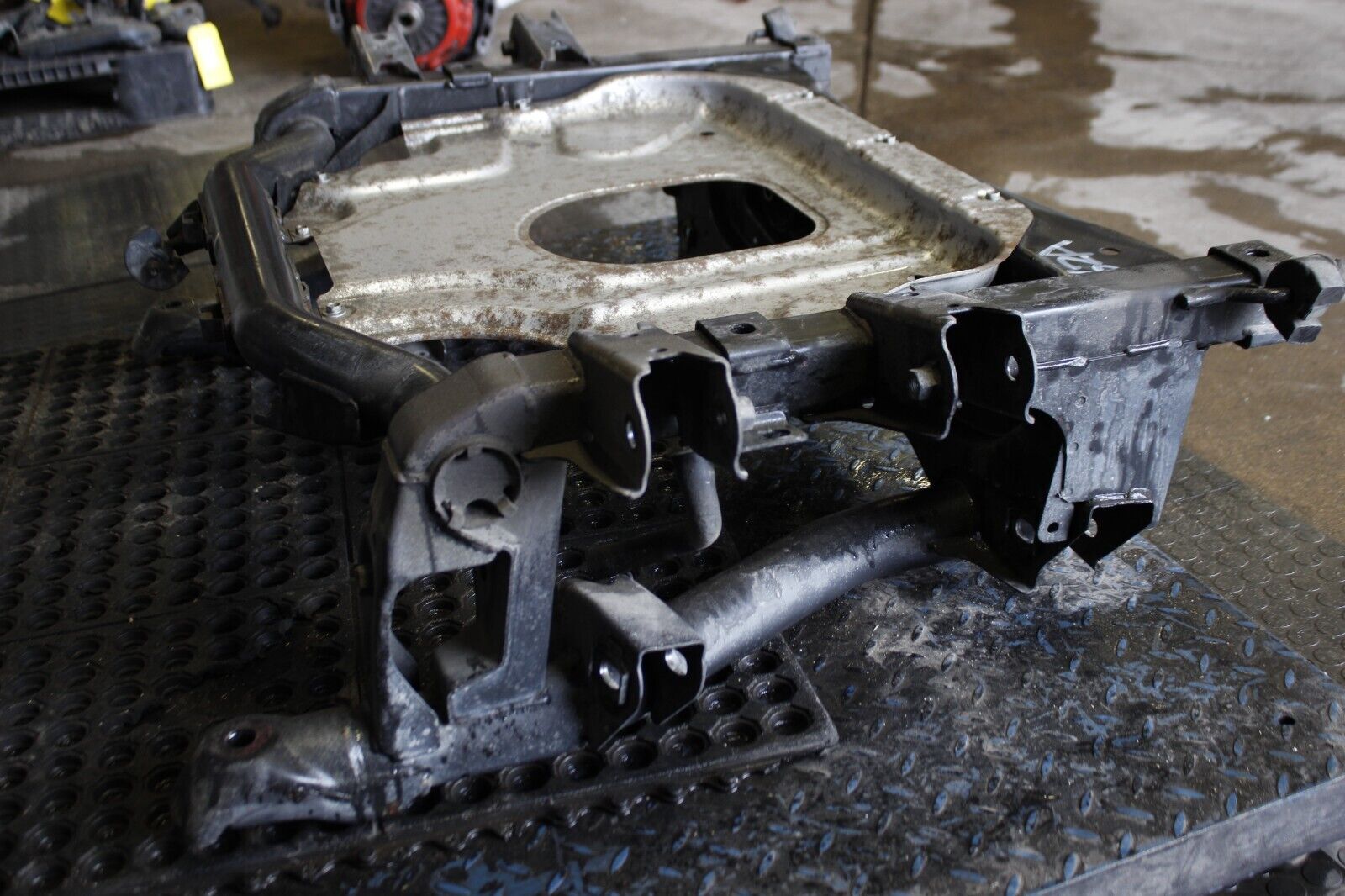 2000-2003 HONDA S2000 AP1 REAR SUBFRAME DIFF CRADLE