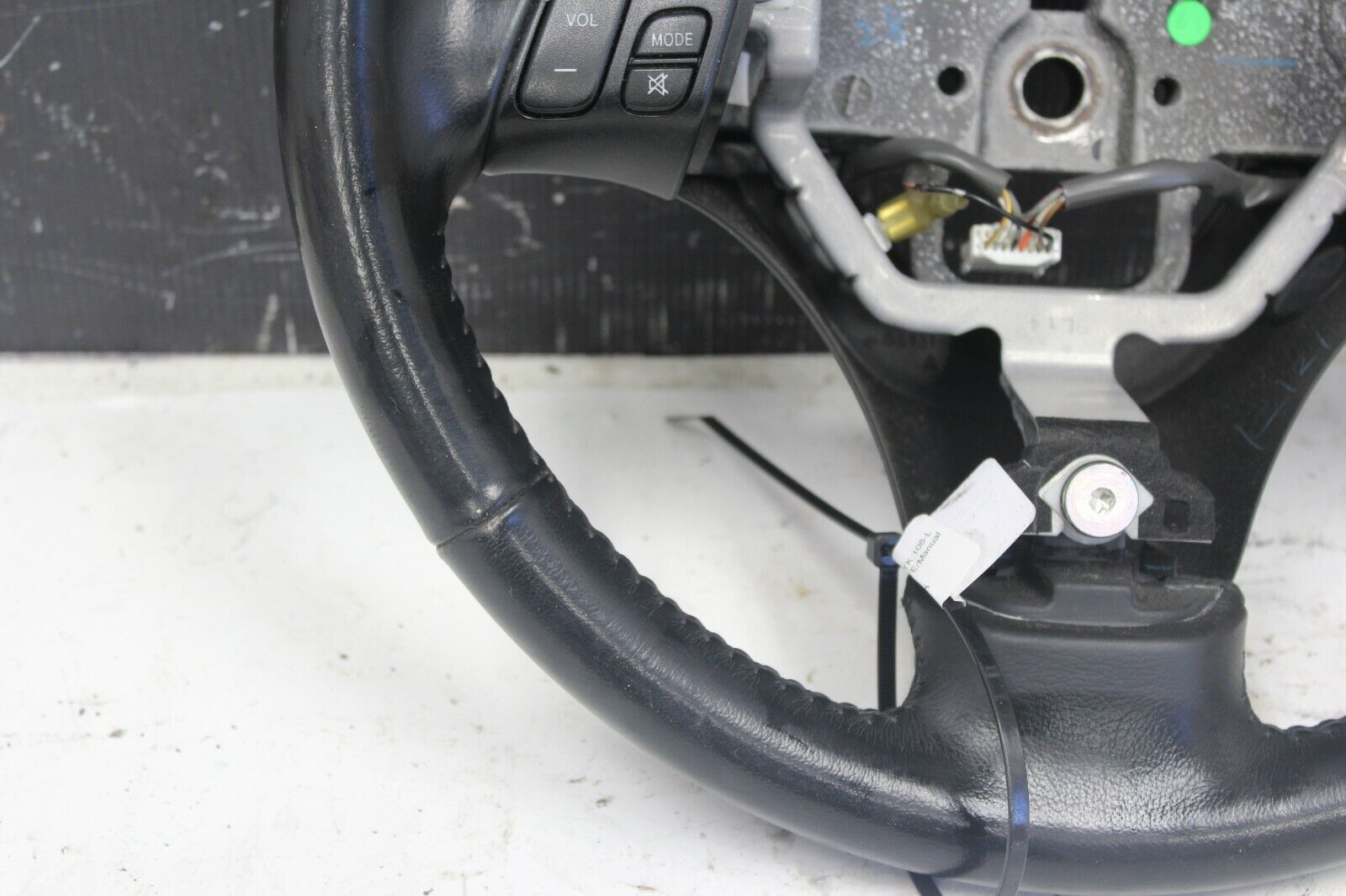 2006-2007 MAZDASPEED6 MAZDASPEED 6 MS6 OEM BLACK LEATHER STEERING WHEEL