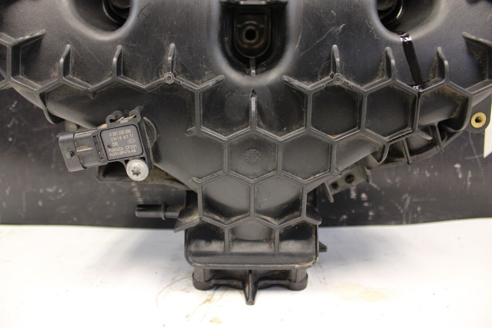 2013-2018 Ford Focus ST turbo oem air intake manifold assembly