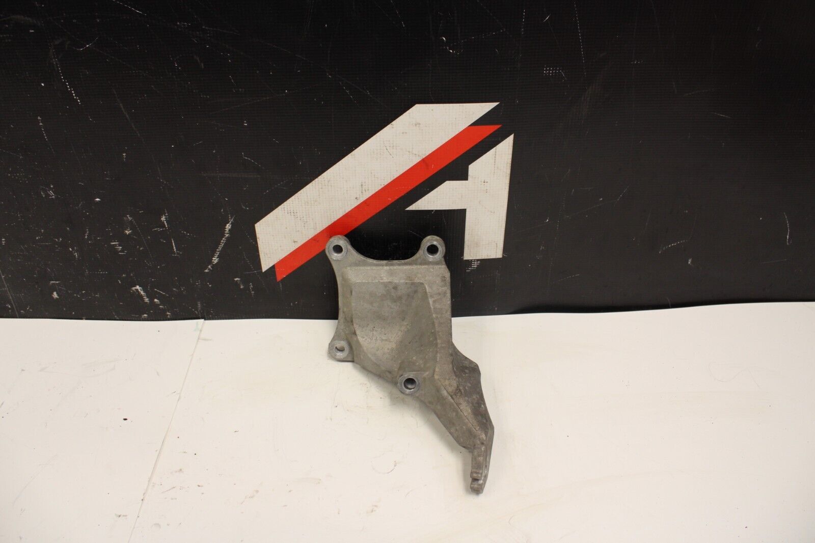 09-15 NISSAN GT-R GTR R35 VR38 ENGINE MOTOR MOUNT BRACKET Driver Left